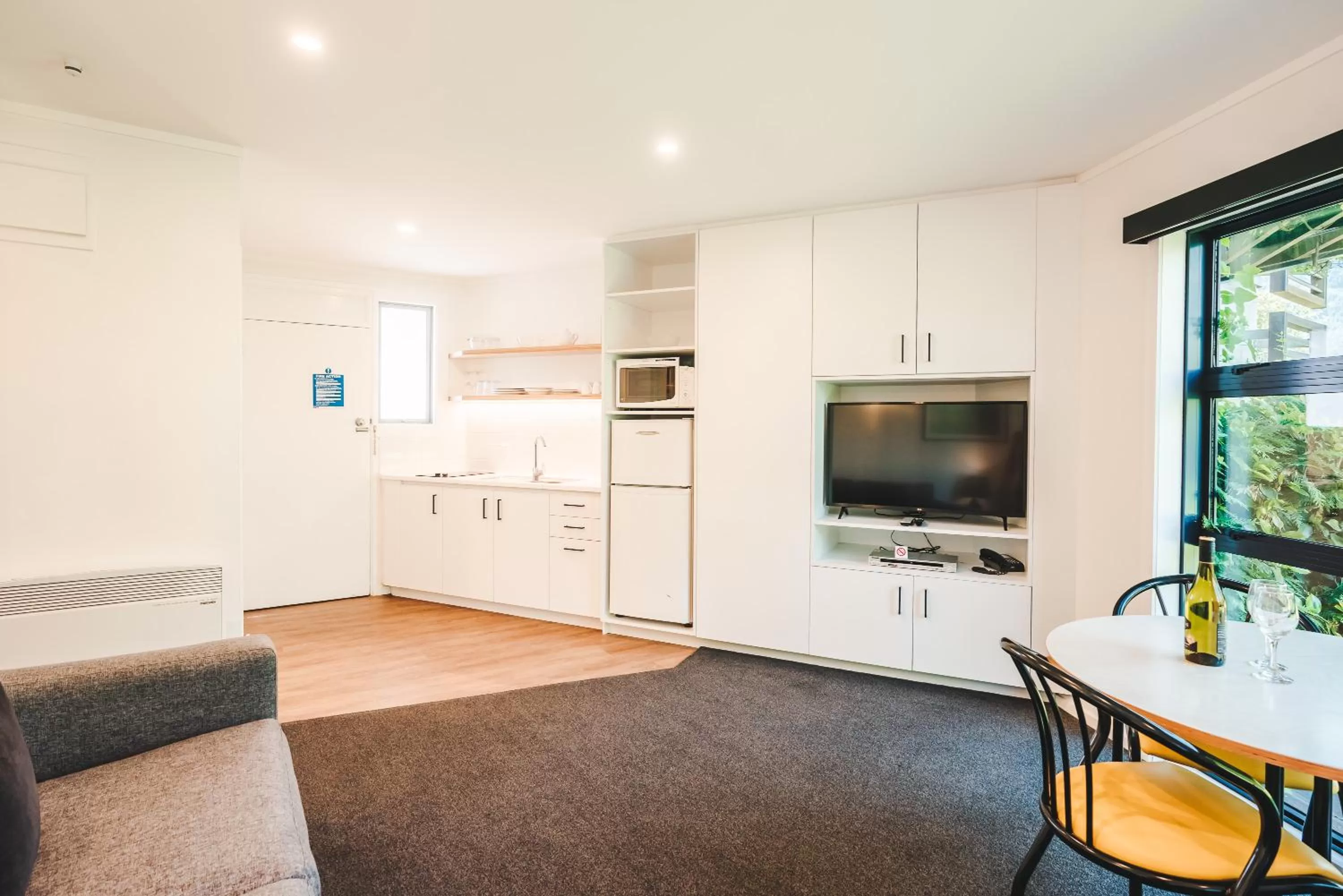 Living room in Blue Peaks Lodge
