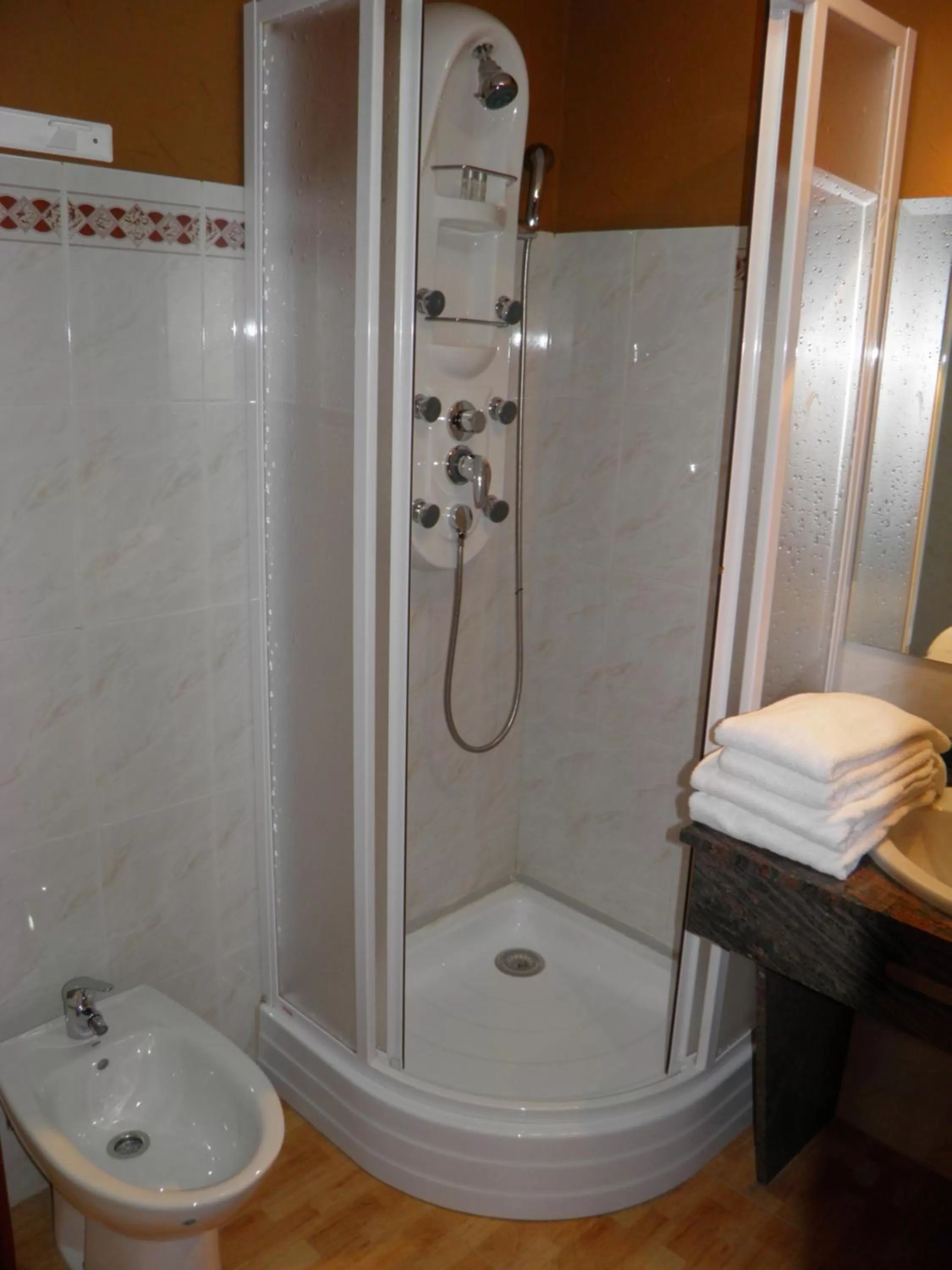 Bathroom in Unique Hotel Apartments