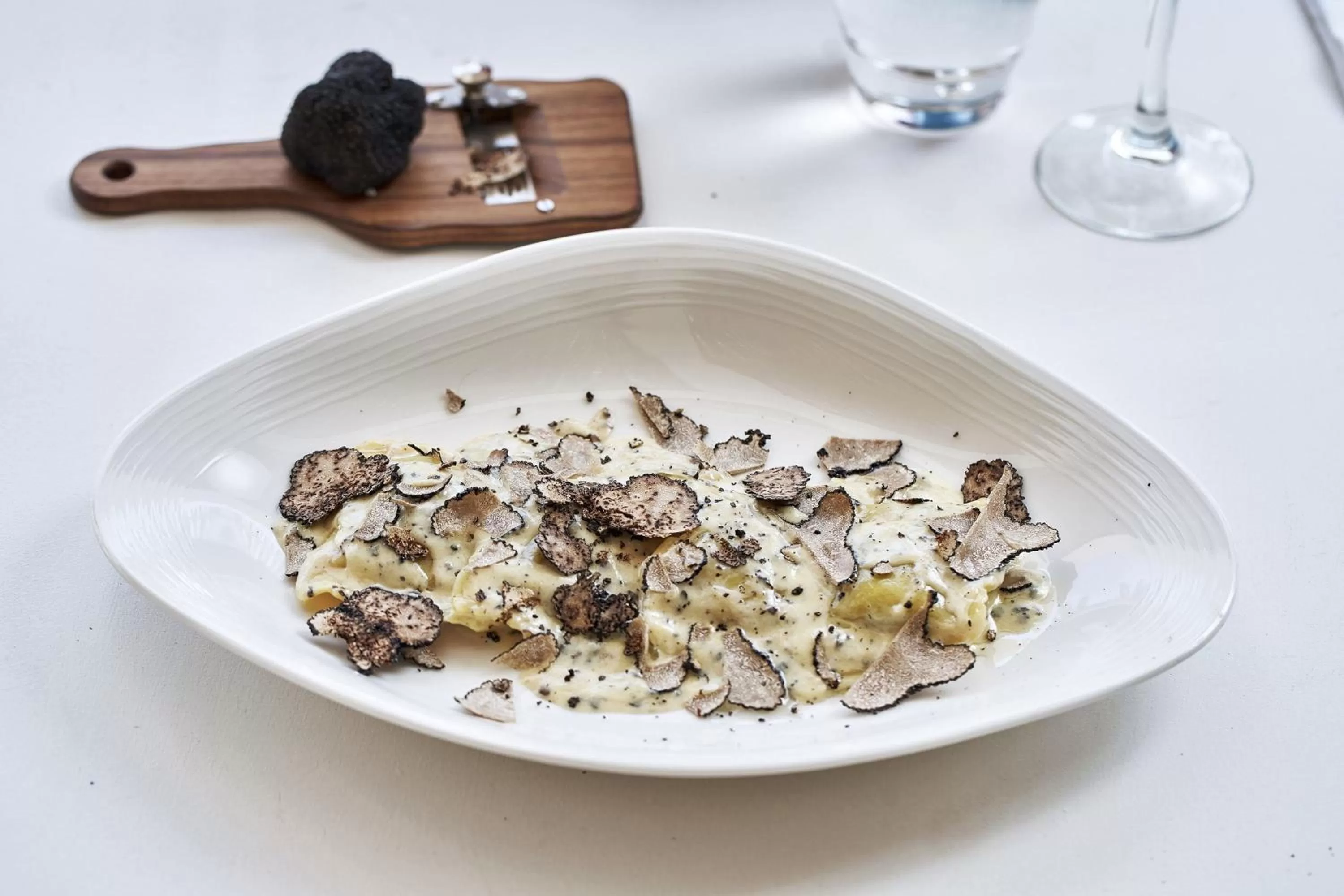 Restaurant/places to eat in Parklane, a Luxury Collection Resort & Spa, Limassol