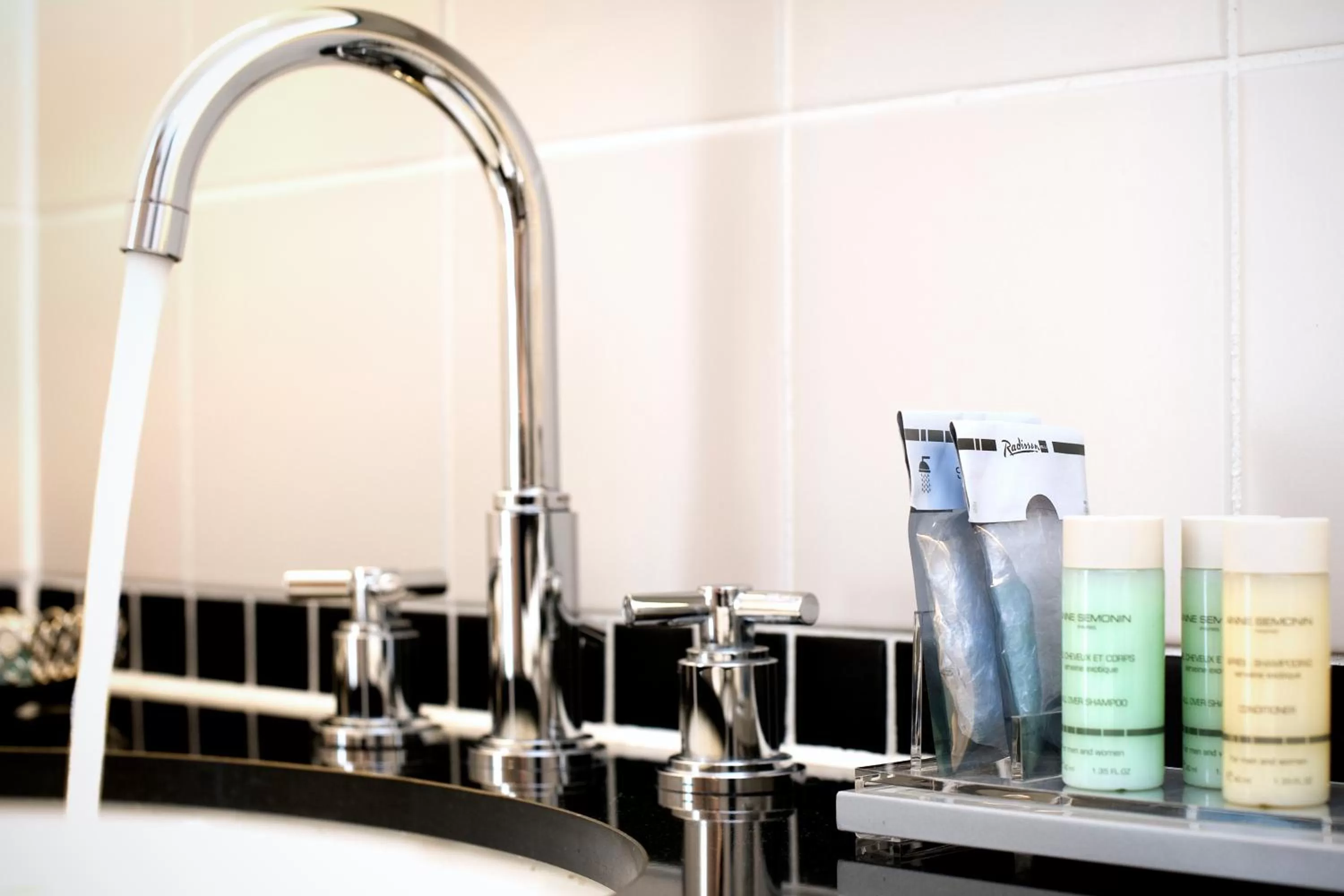 Bathroom in Radisson Blu Hotel, Durham