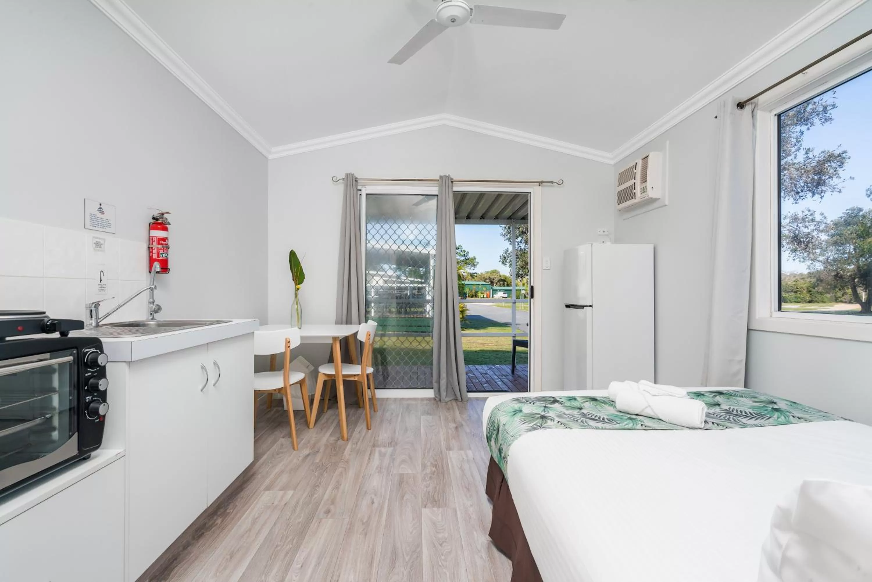 Studio Cabin (Pet Friendly) in Ballina Beach Nature Resort