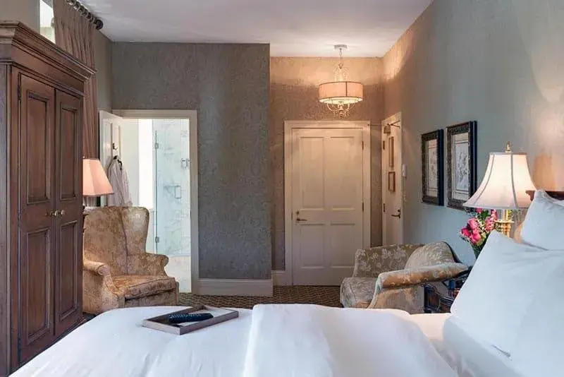 Deluxe King Room in Nicollet Island Inn Deluxe King Room in Nicollet Island Inn