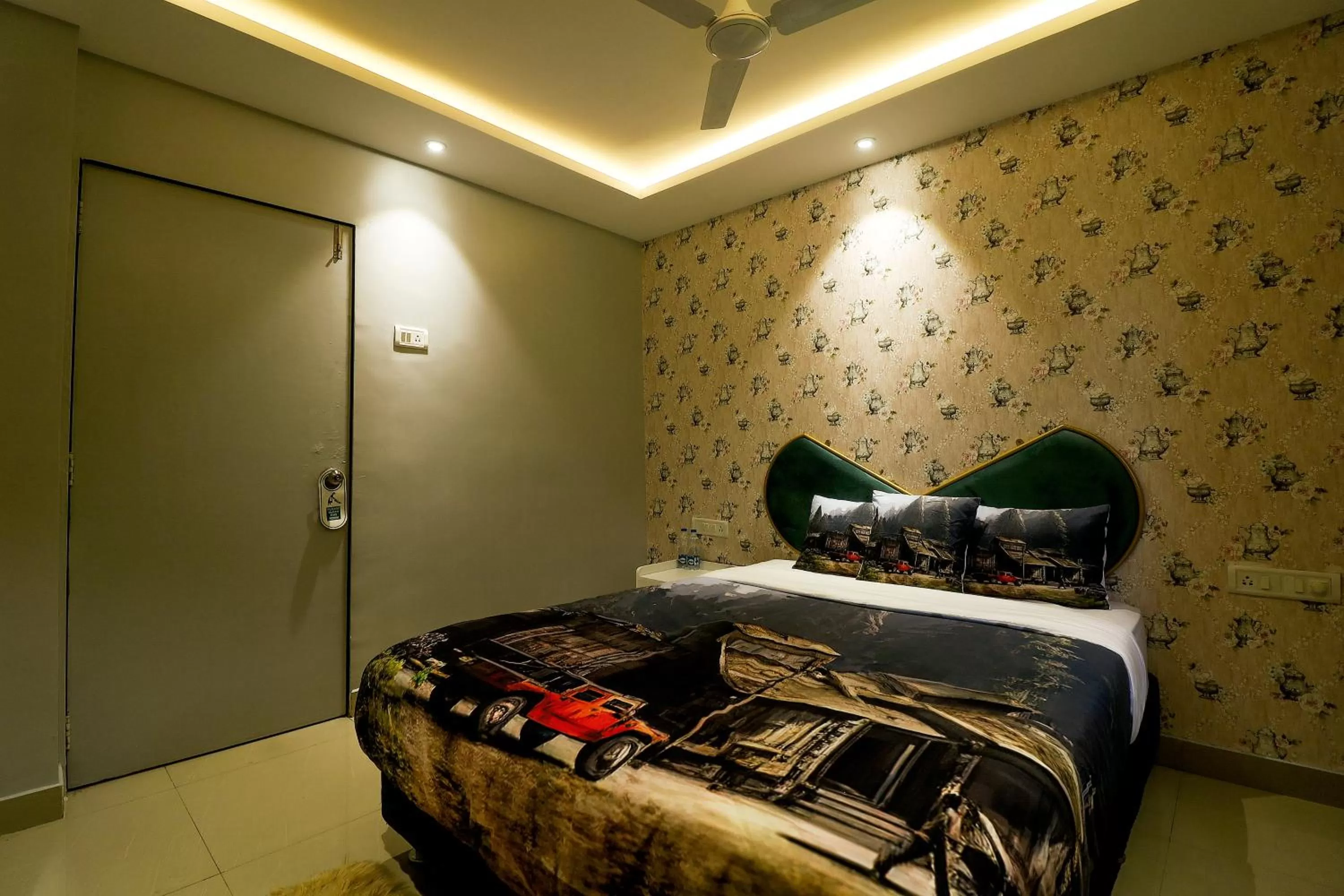 Bed in Hotel Greek Glory