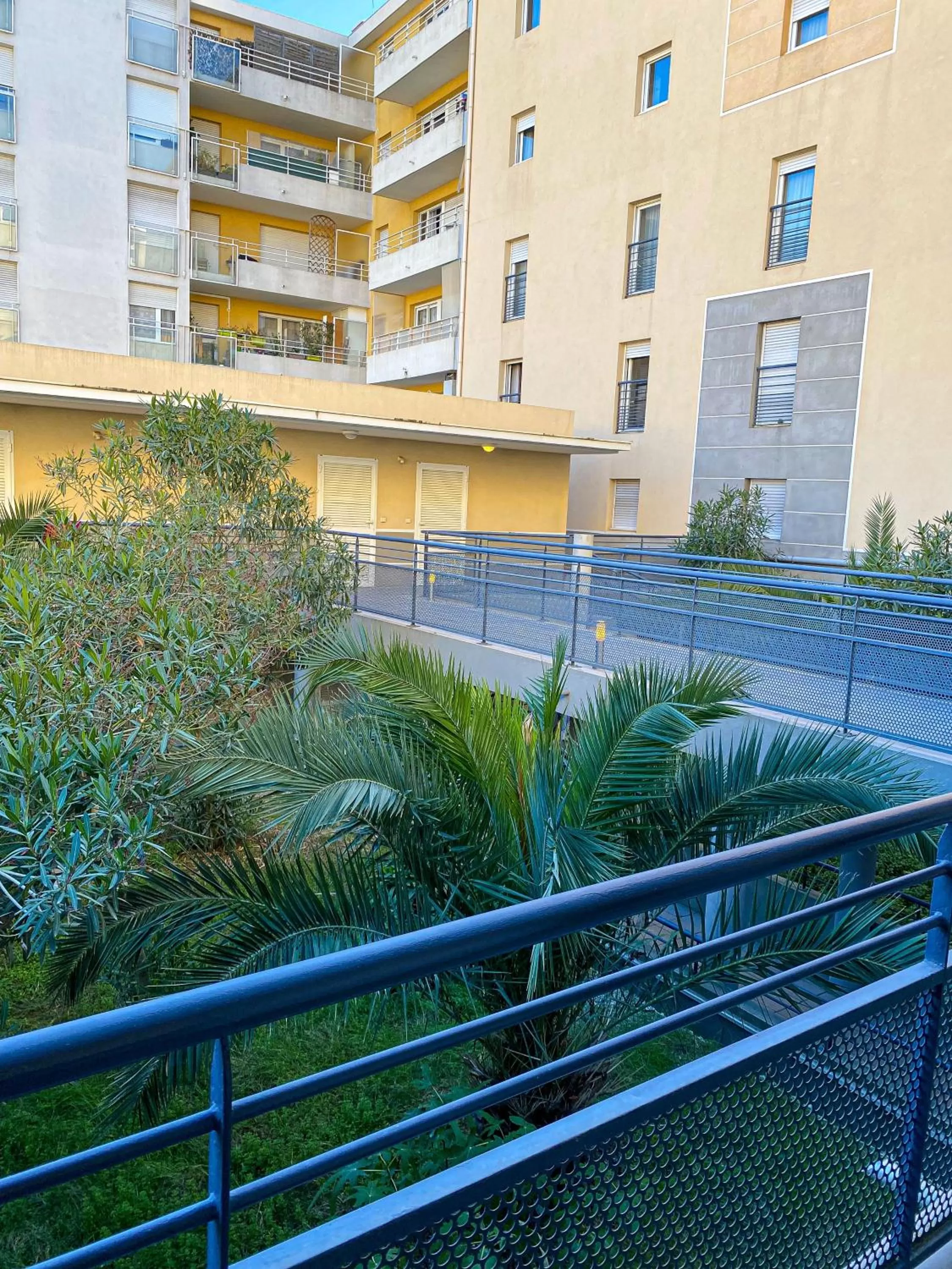 Patio in City Résidence Nice