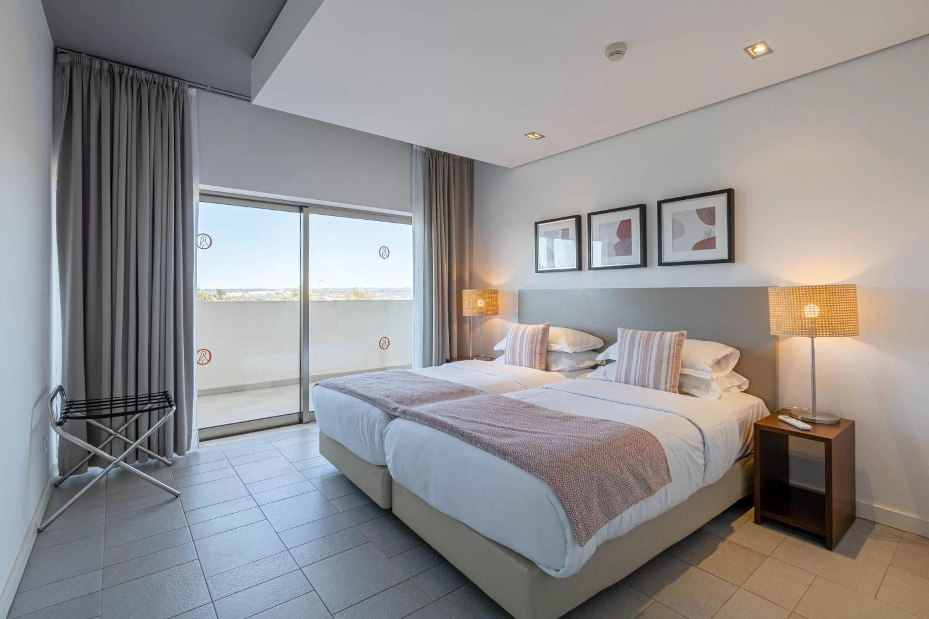 Bedroom, Bed in Pelican Alvor