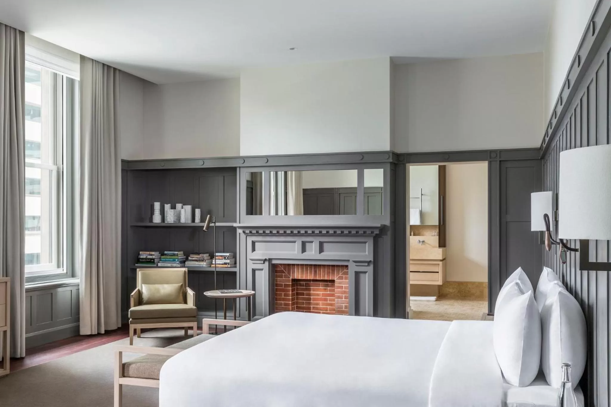 Bedroom, Bed in COMO The Treasury