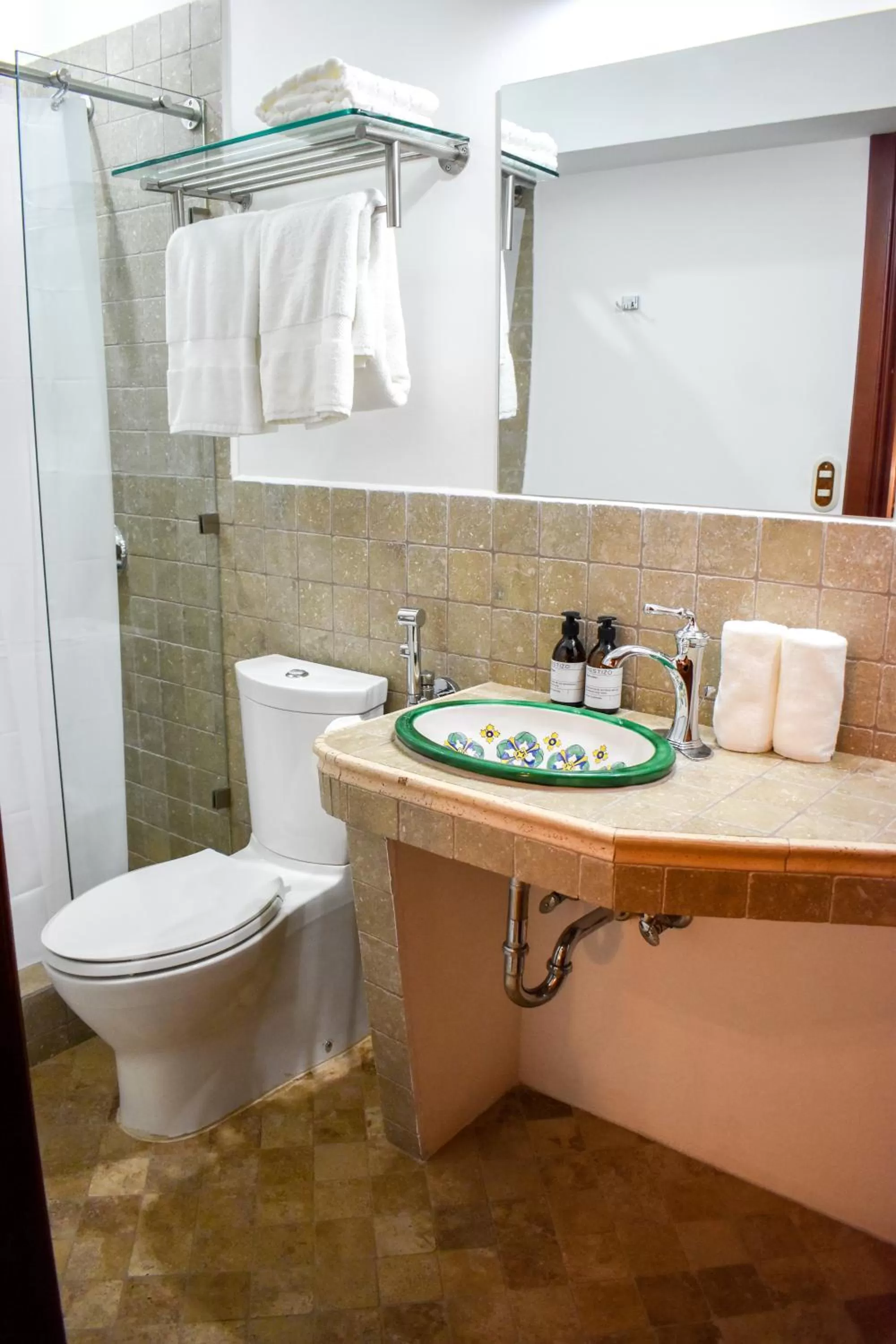 Bathroom in Mestizo Antigua