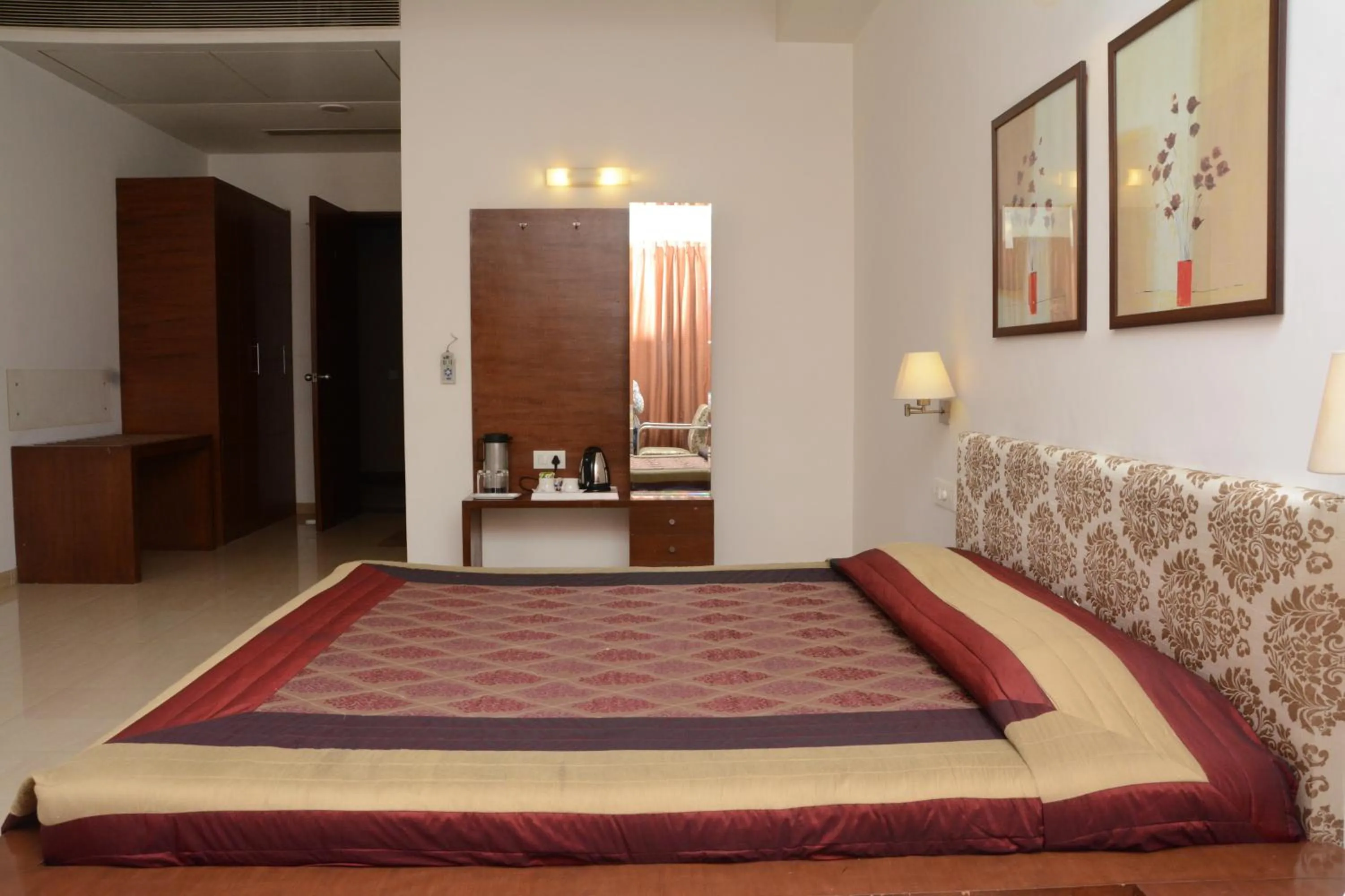 Photo of the whole room, Bed in Hotel Platinum Inn