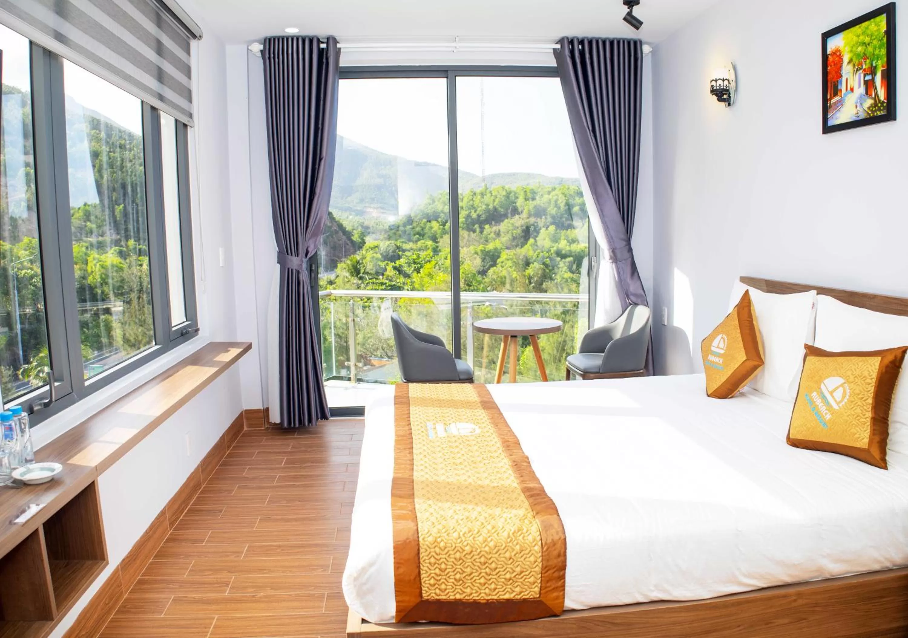 Mountain view, Bed in RUBEACH HOTEL & REROST