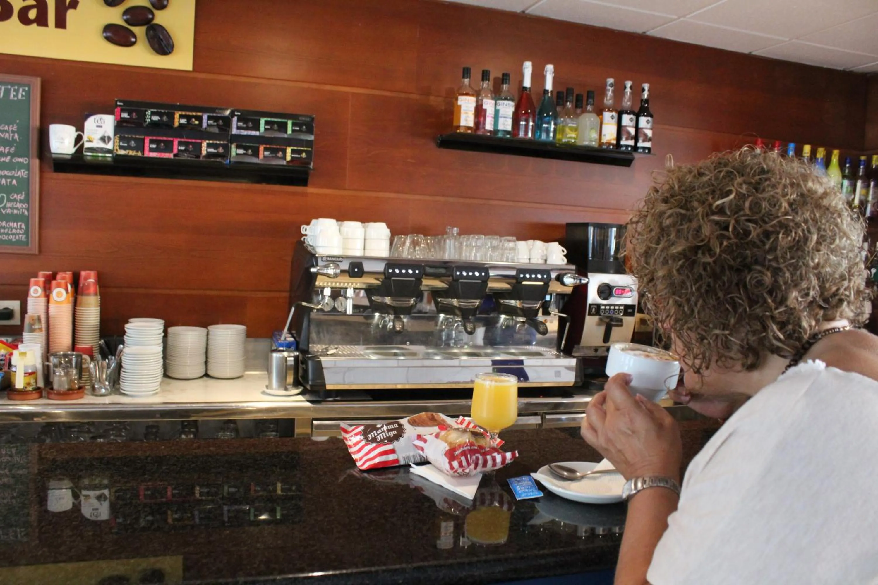 Lounge or bar in Hotel Esplendid