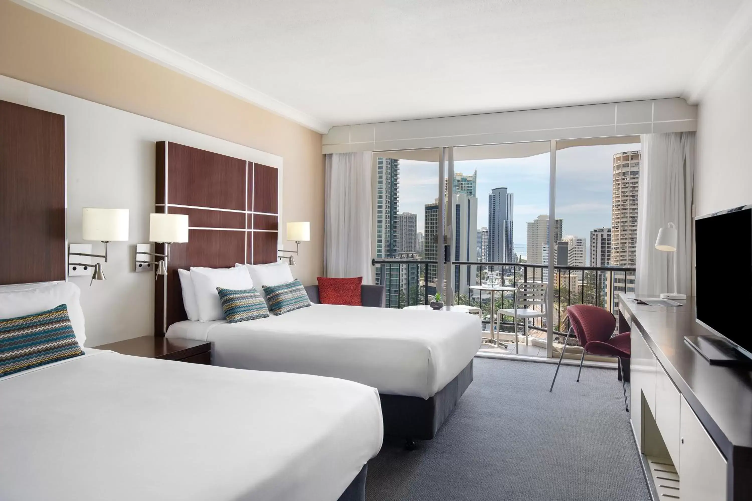 Twin Room with Ocean View in Mantra on View Hotel Twin Room with Ocean View in Mantra on View Hotel