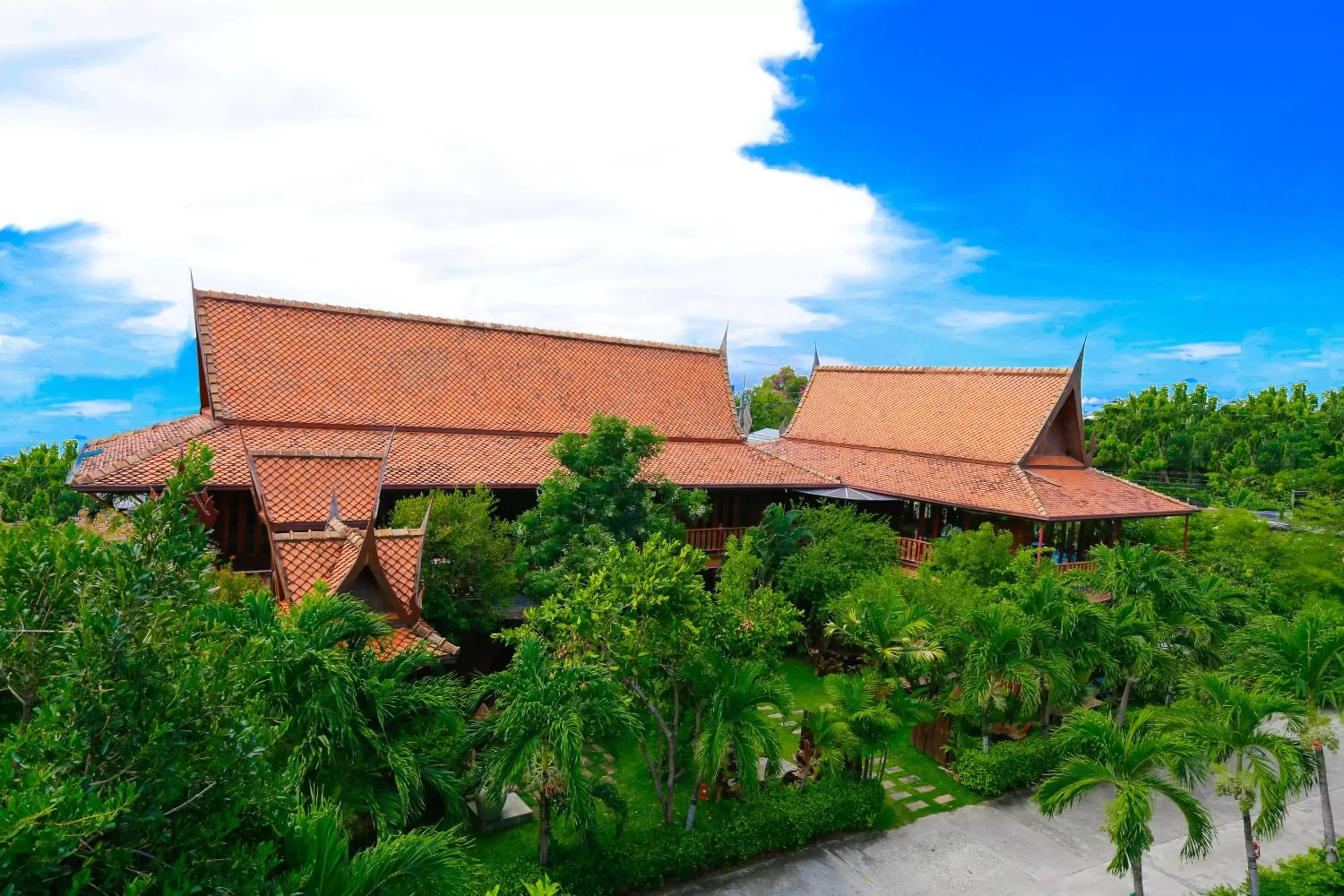 Deeden Pattaya Resort Deeden Pattaya Resort