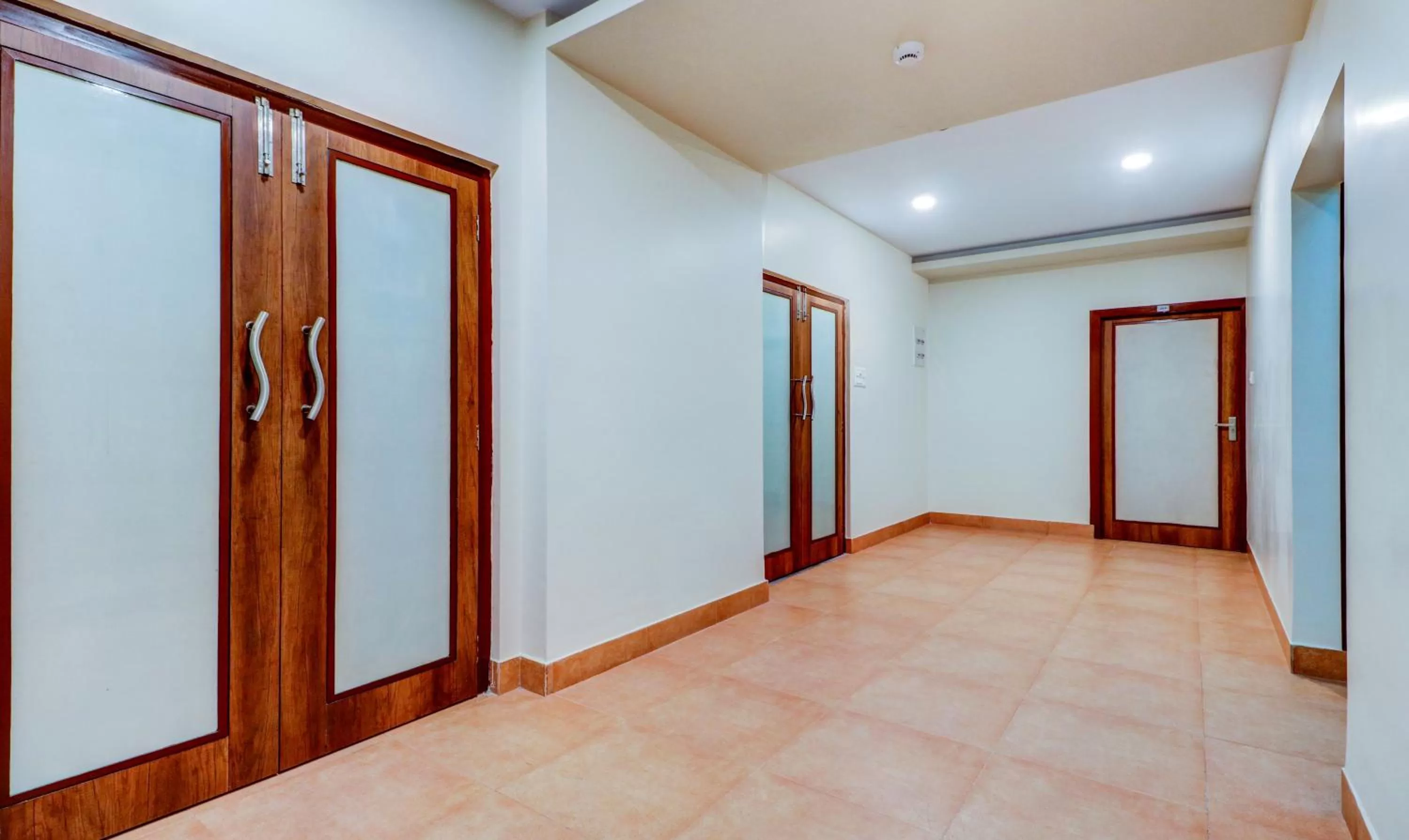 Lobby or reception in Treebo Sreema - 2 km From Salt Lake Sector V