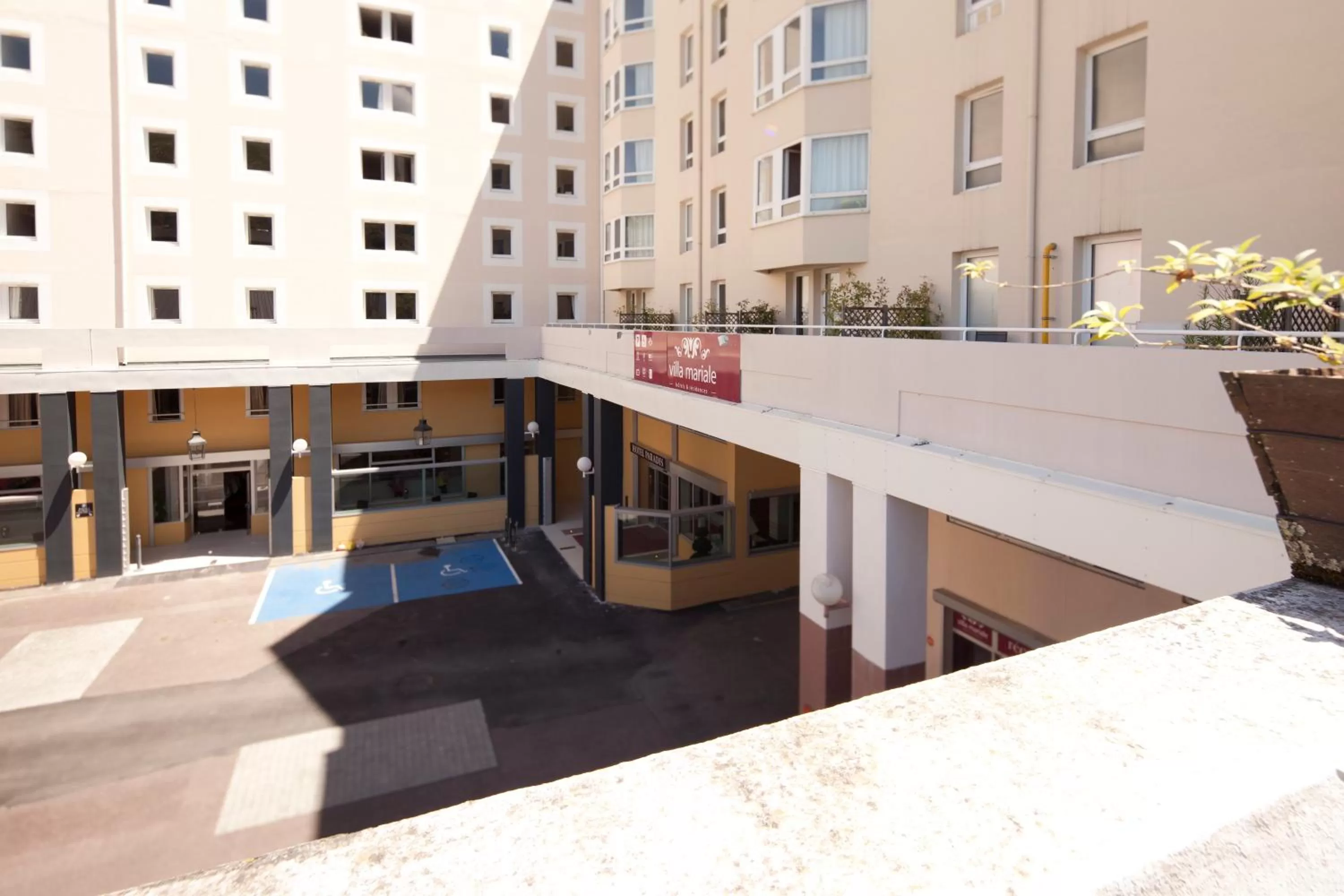 Facade/entrance in Villa Mariale by Popinns