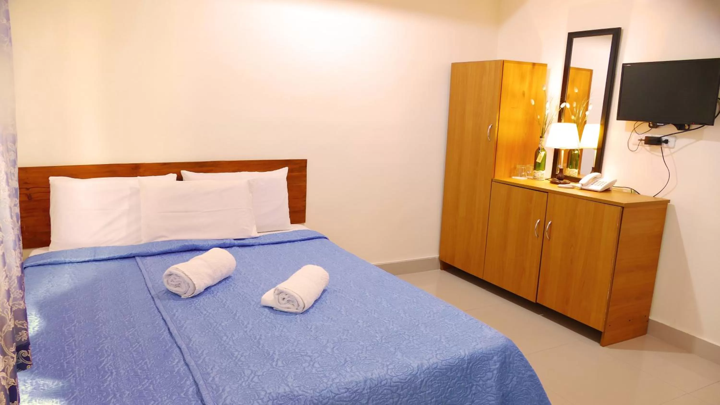 Bed in CounTess Pension House