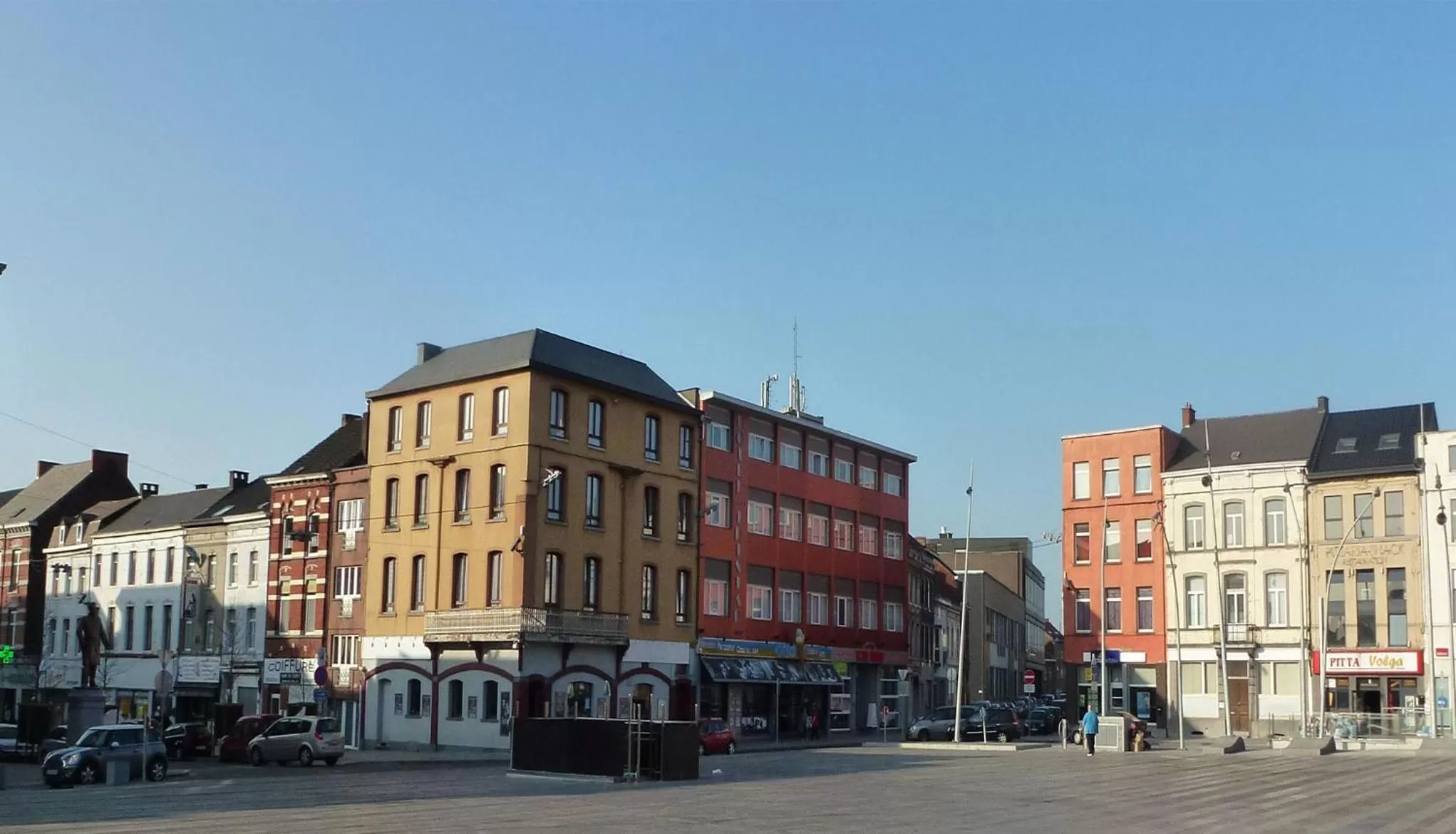 Day in Hotel Tristar