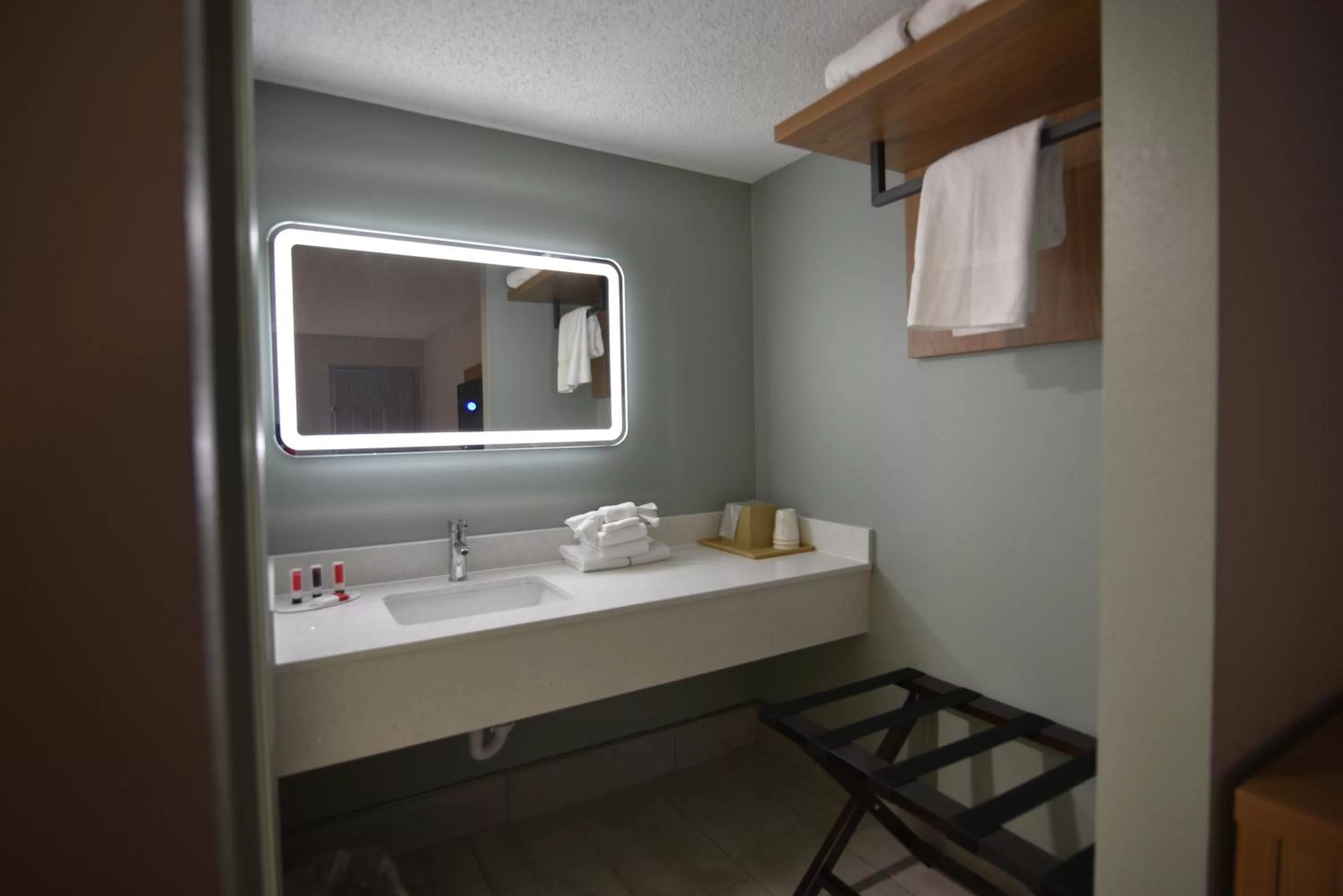 Bathroom in Baymont by Wyndham Pine Grove I-81