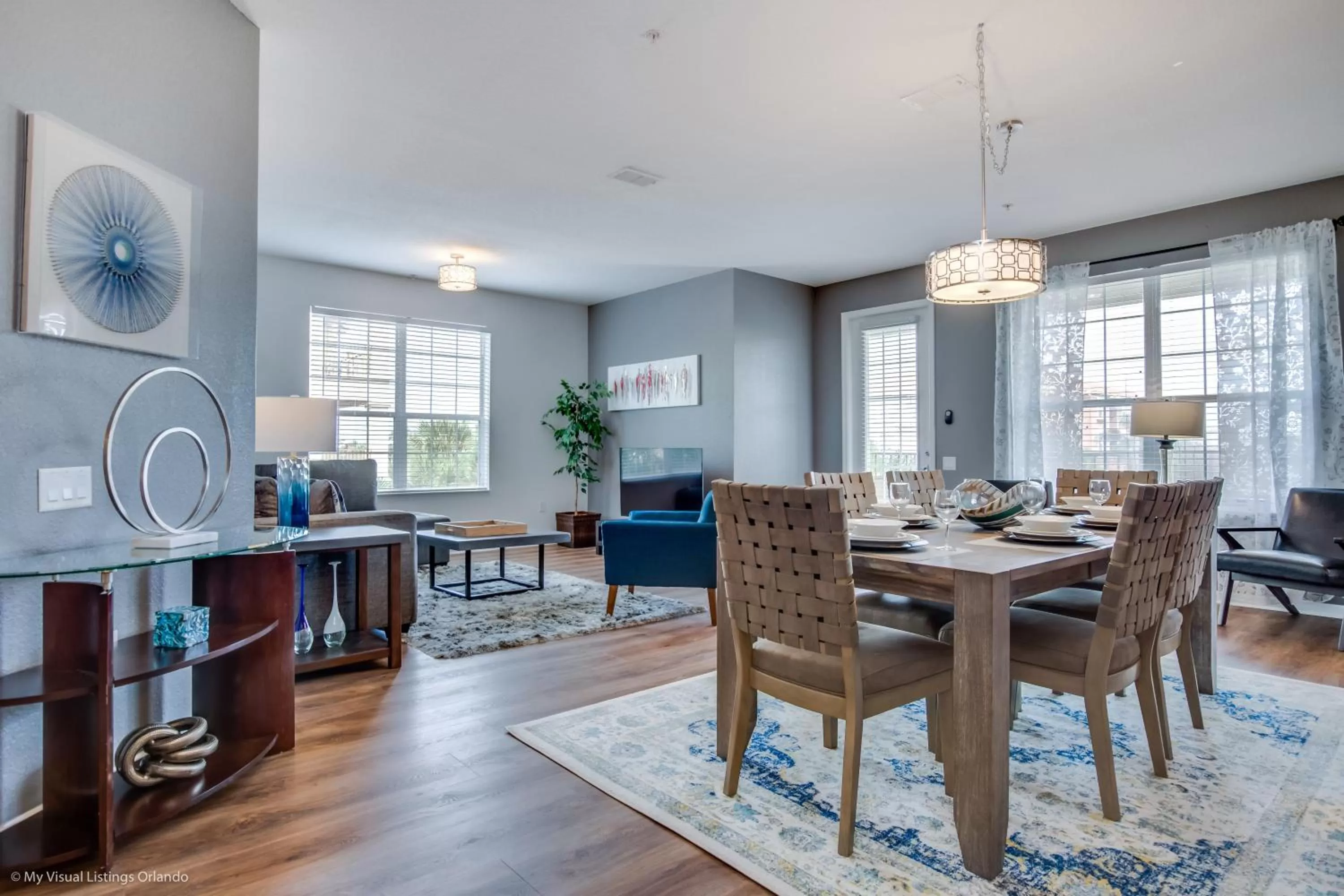 Living room, Restaurant/Places to Eat in Casiola Vacation Homes