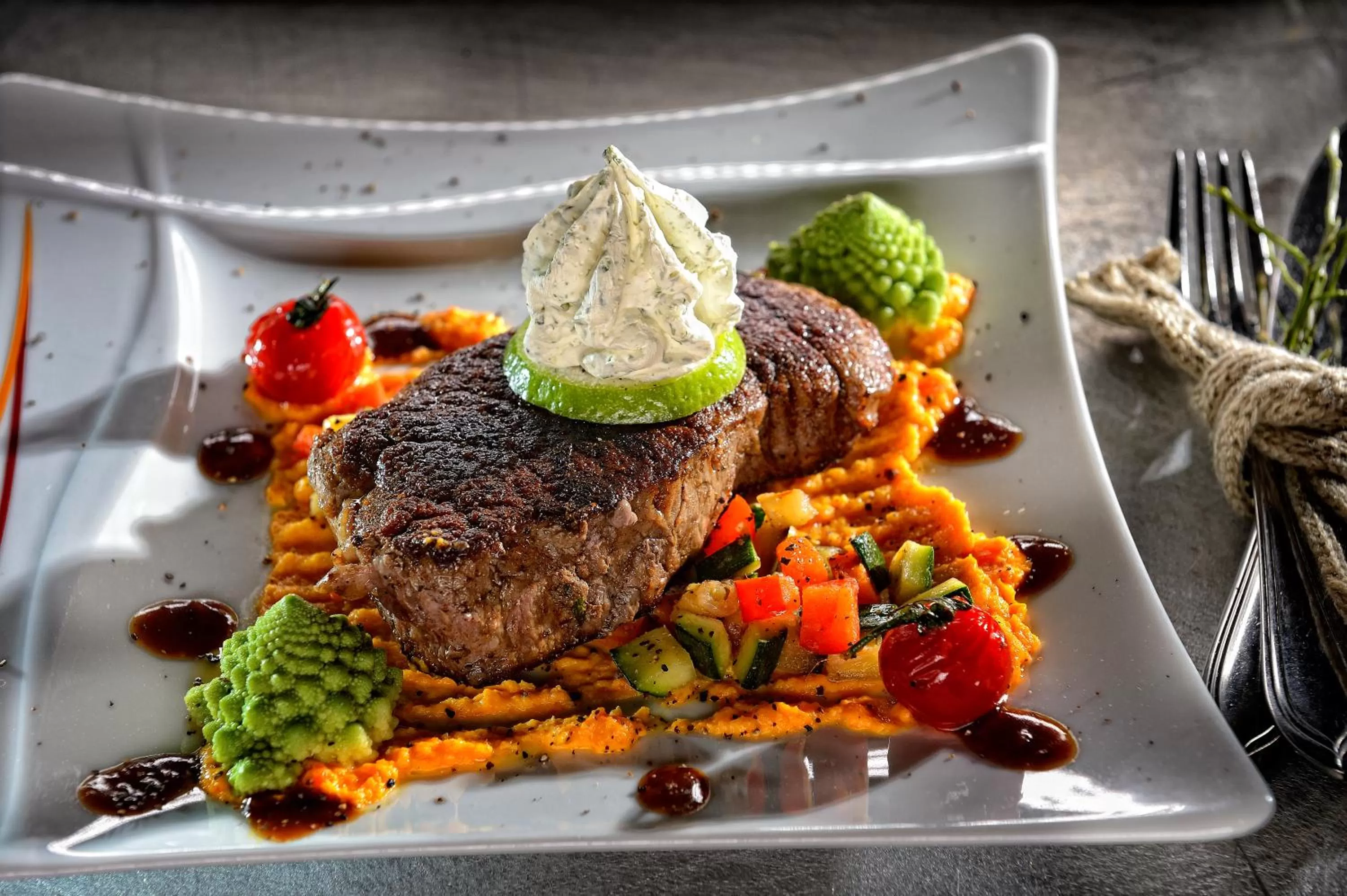 Restaurant/places to eat in Landhotel Talblick