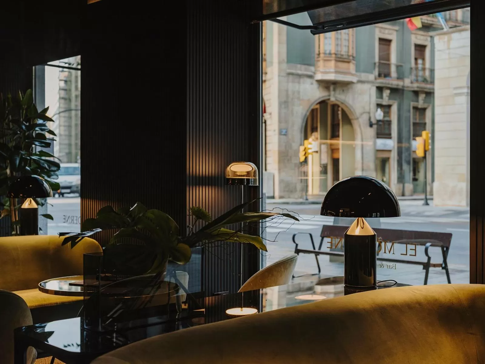 Drinks in El Môderne Hotel