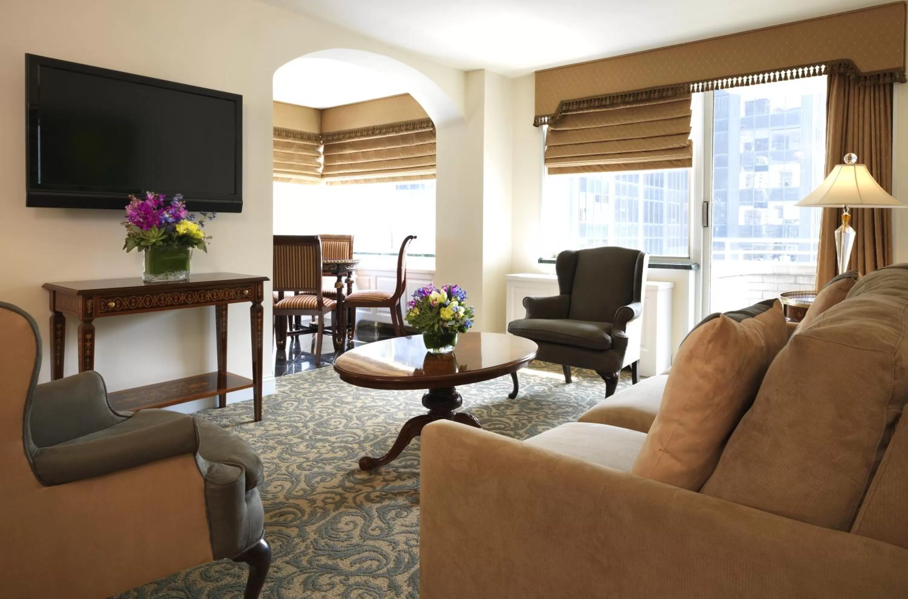 Seating Area in The Kimberly Hotel