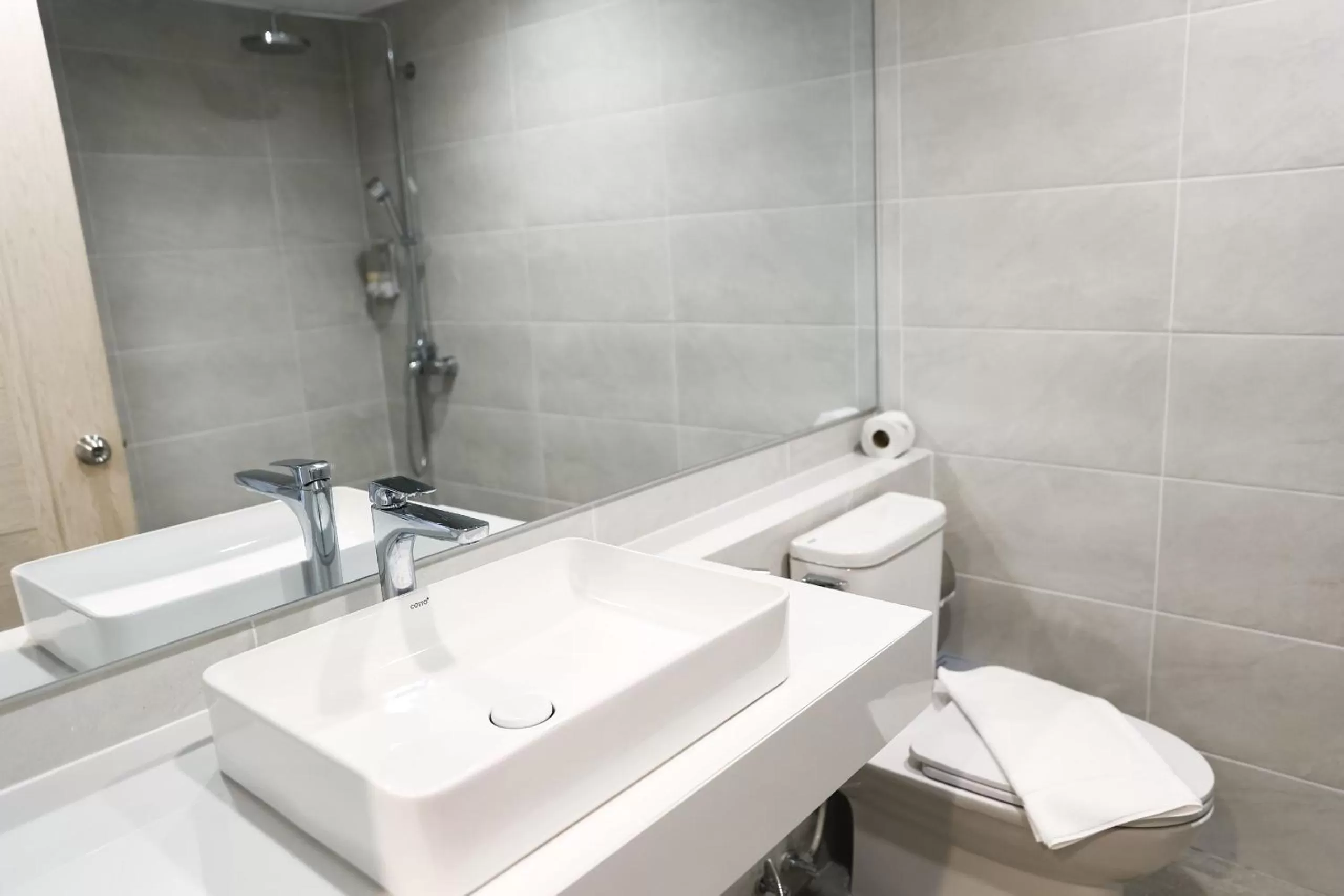 Bathroom in Arsh Boutique Hotel