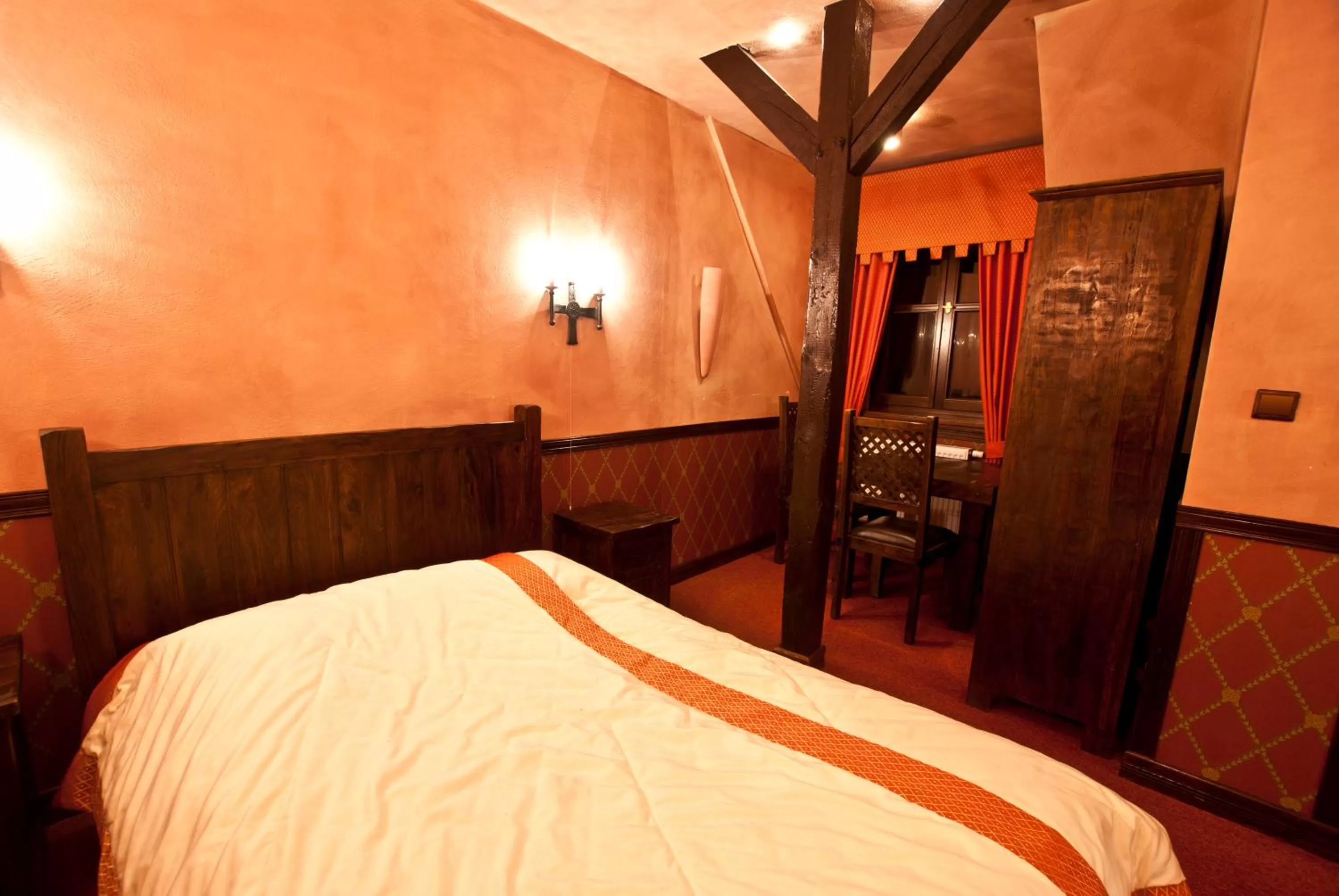 Bed in Zamek Uniejów