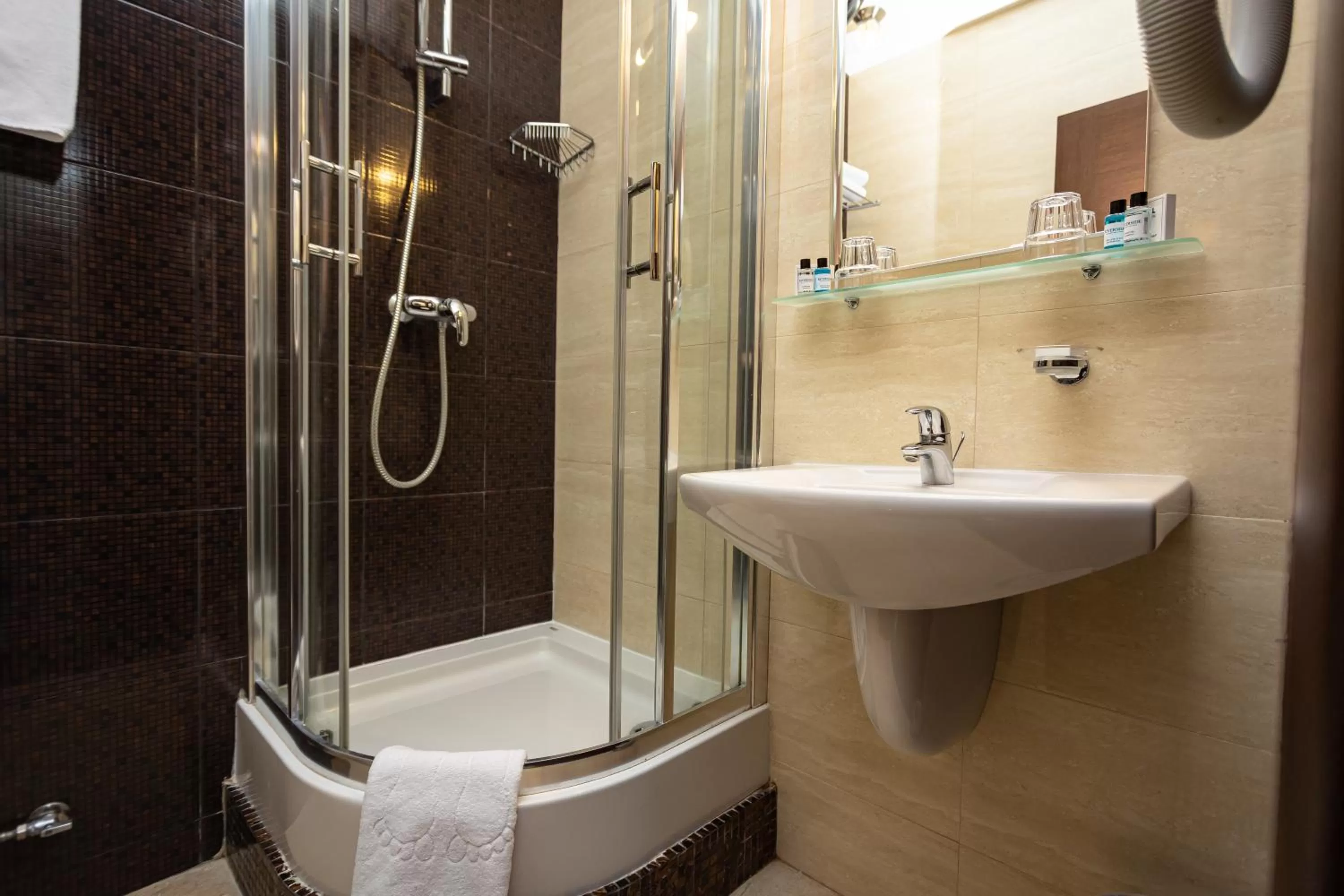 RiverSide- Hotel and MICE