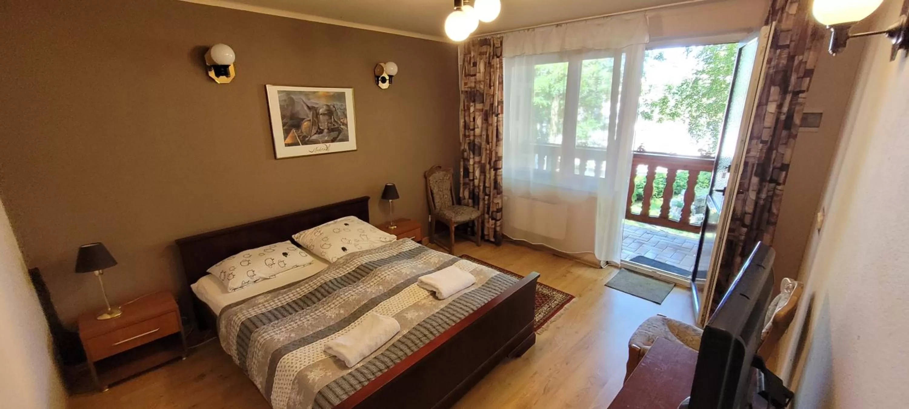 Photo of the whole room in Dworek Pokoje Gościnne