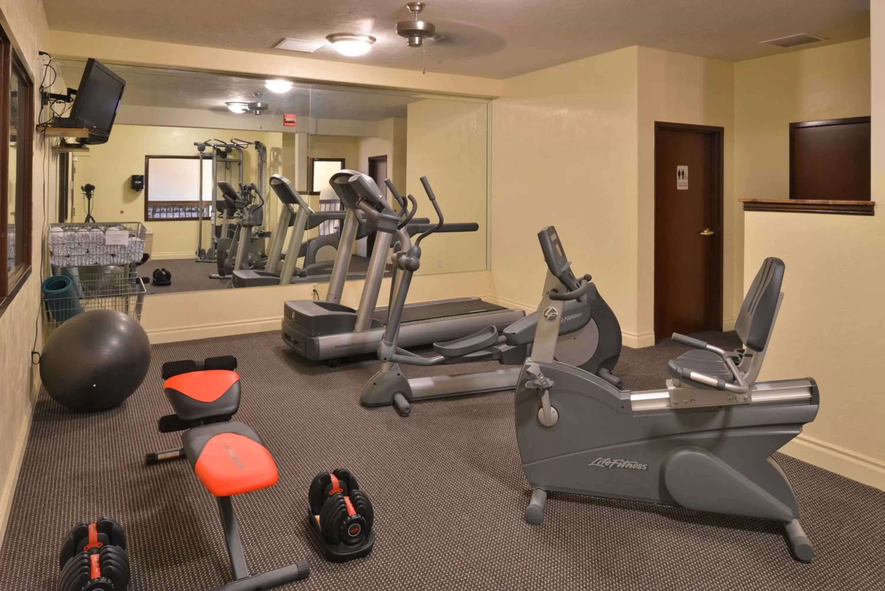 Fitness centre/facilities in Blue Spruce Inn-Meeker, Colorado