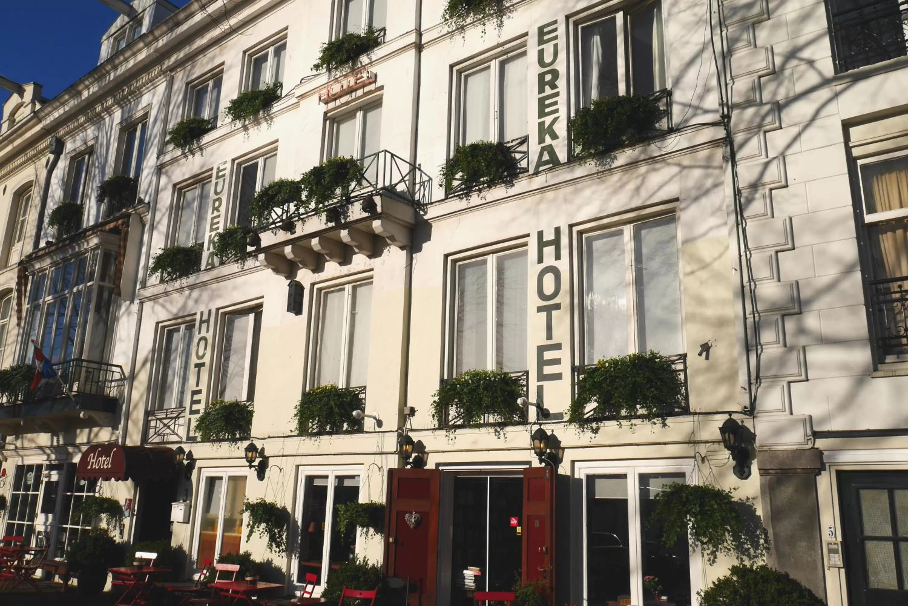 Facade/entrance in Amsterdam House Hotel