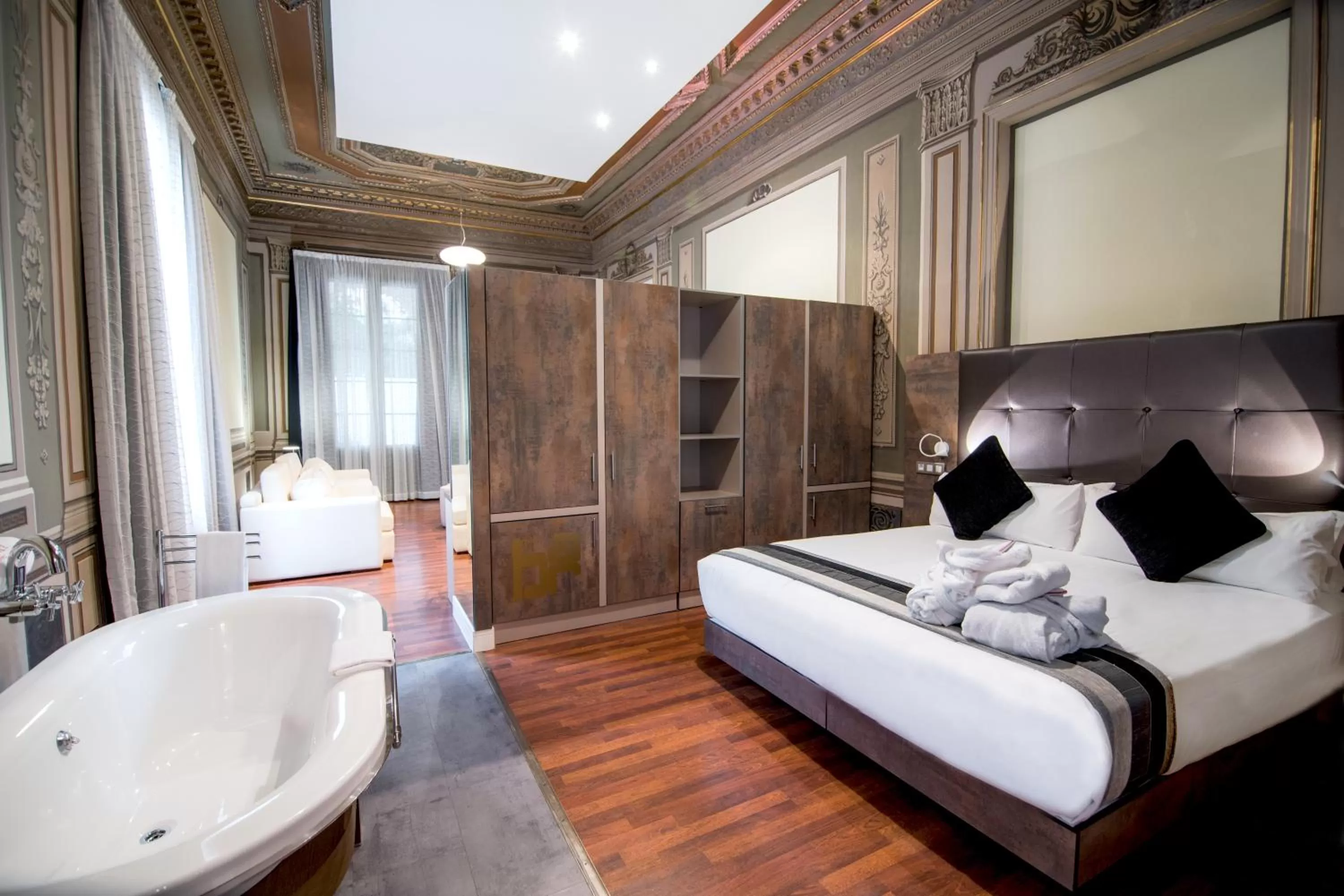 Bedroom, Bed in Petit Palace Boqueria Garden