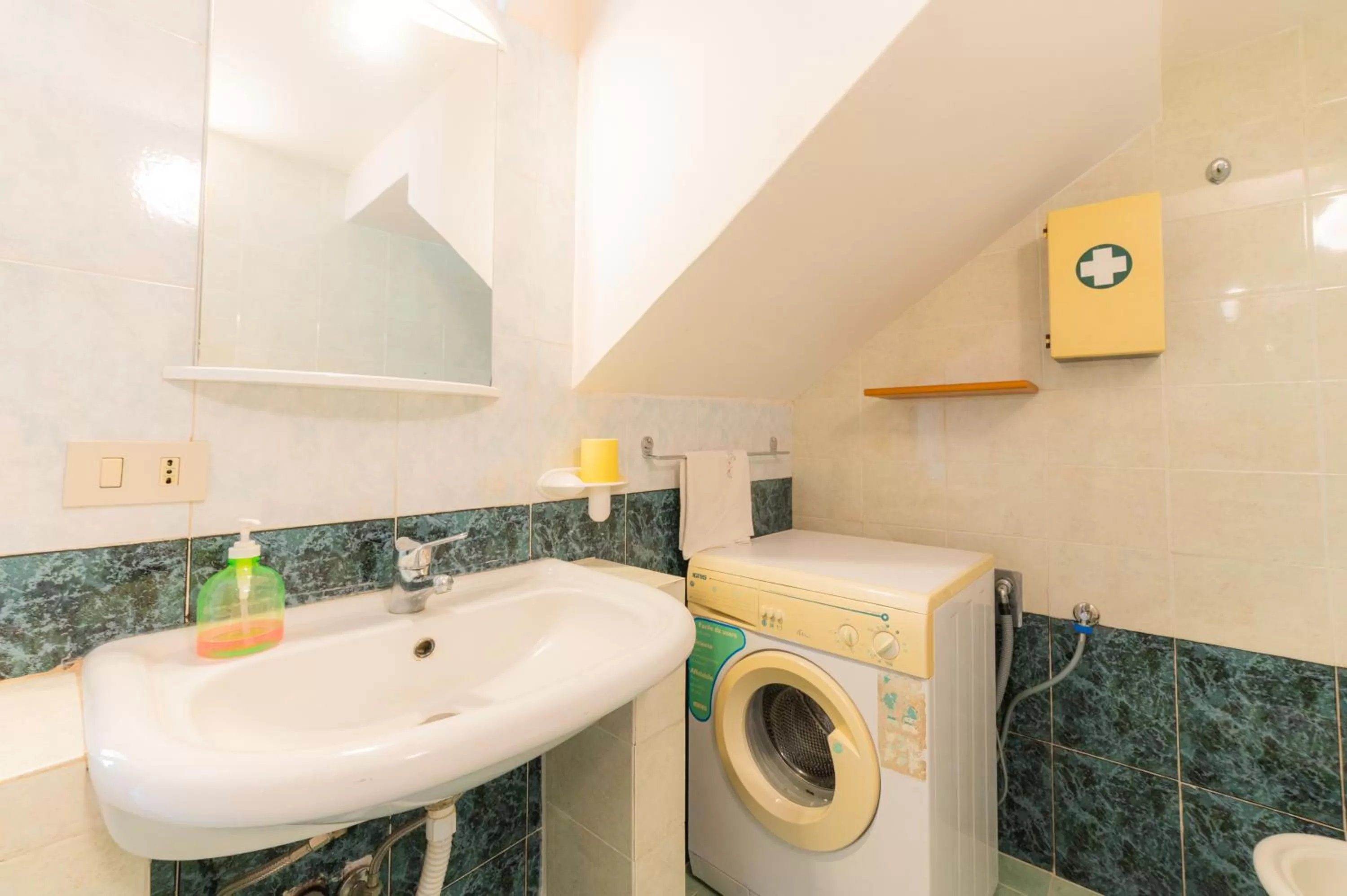 Bathroom in ToviMar Apartments