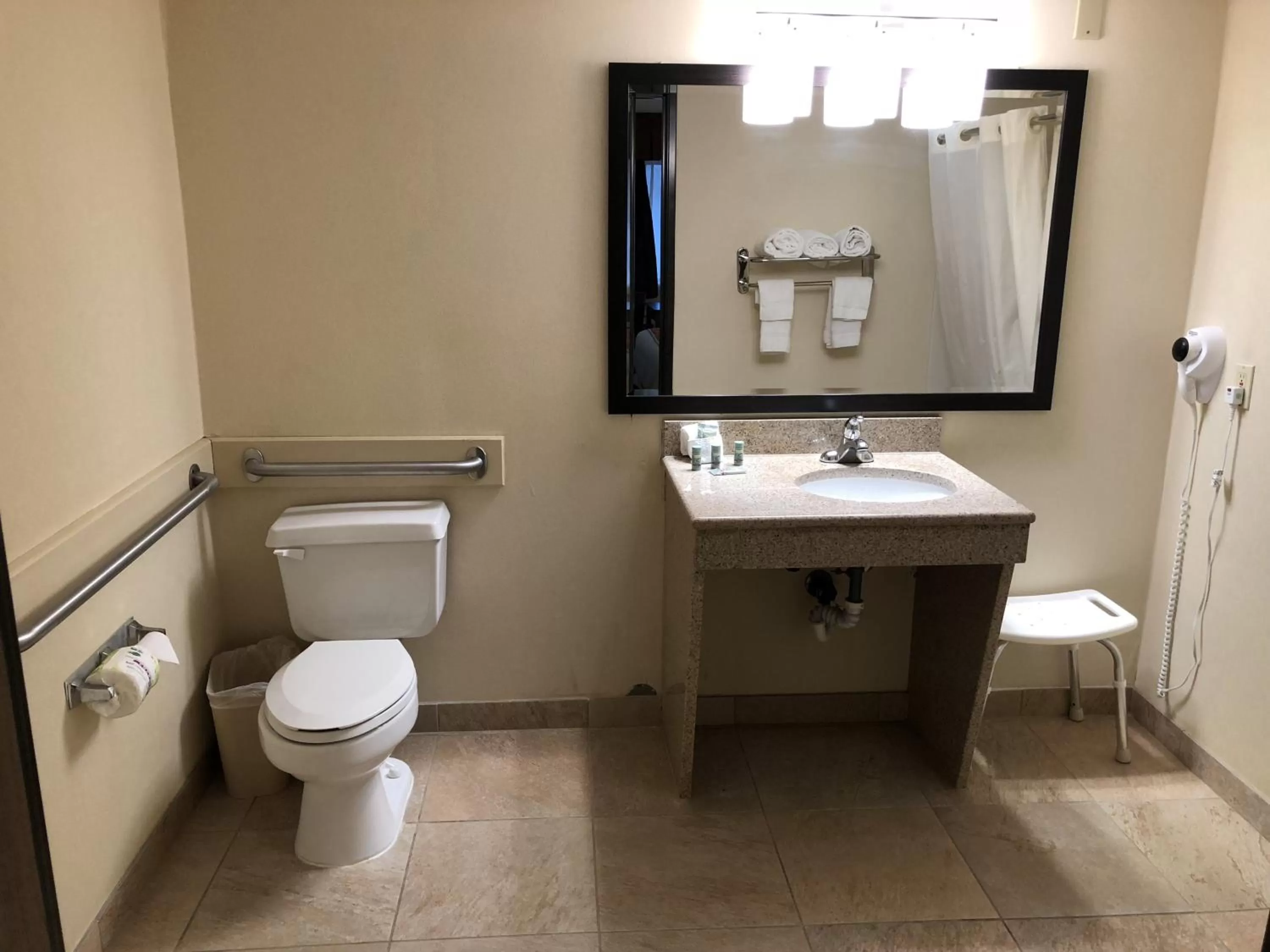 Bathroom in MHO INN and SUITES