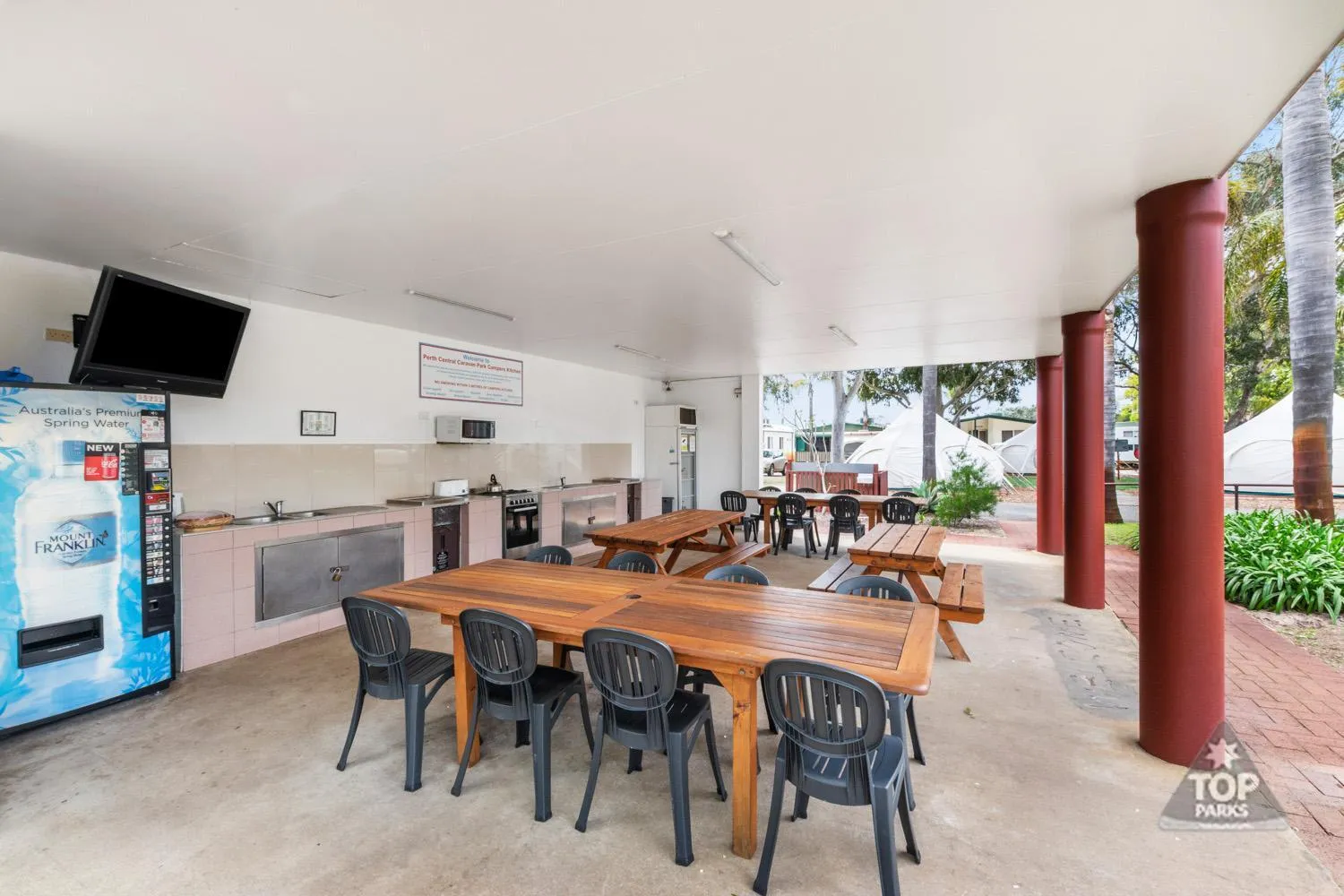 Dining area in Central Caravan Park