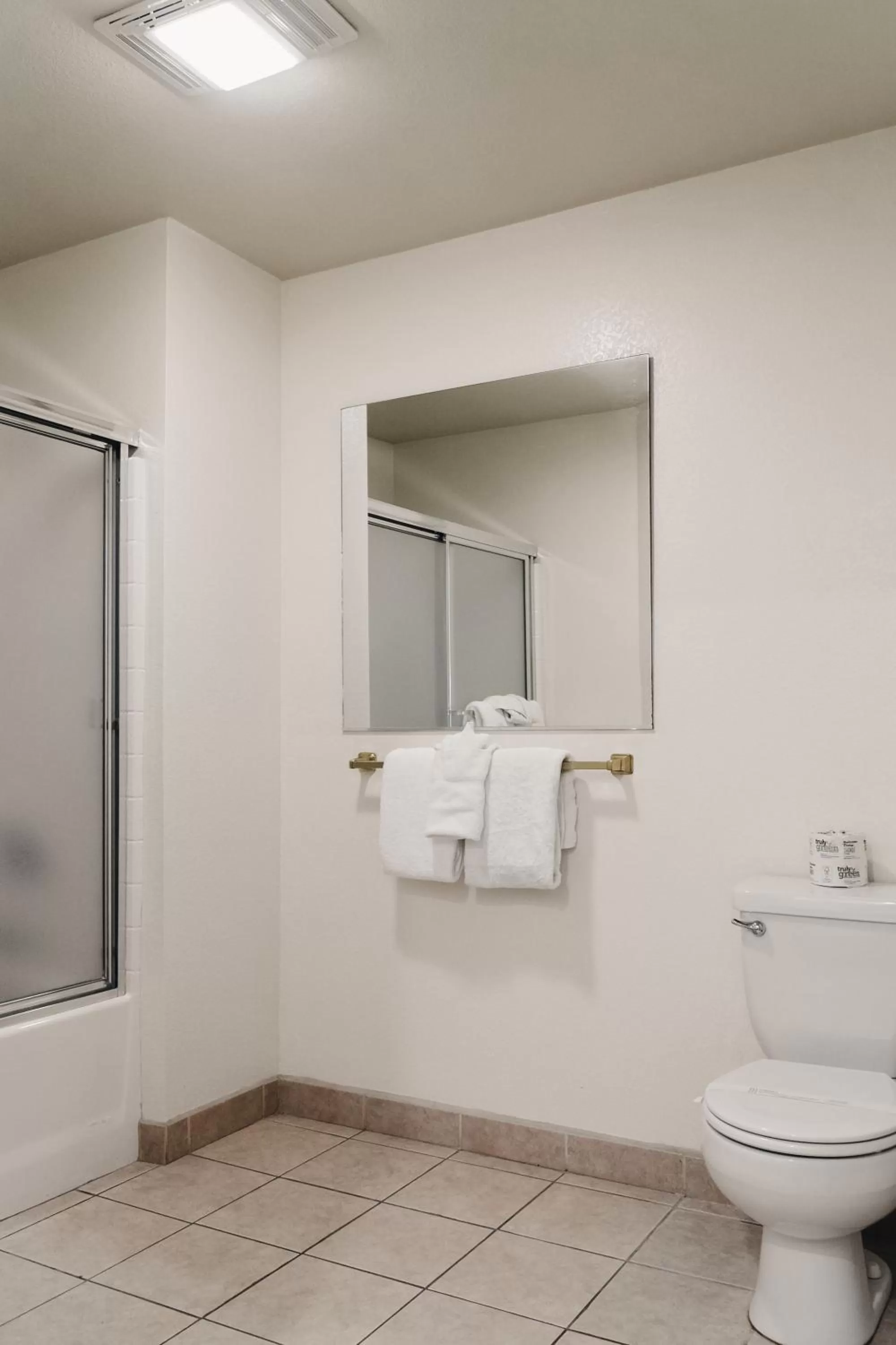 Bathroom in Vintage Lakeside Inn