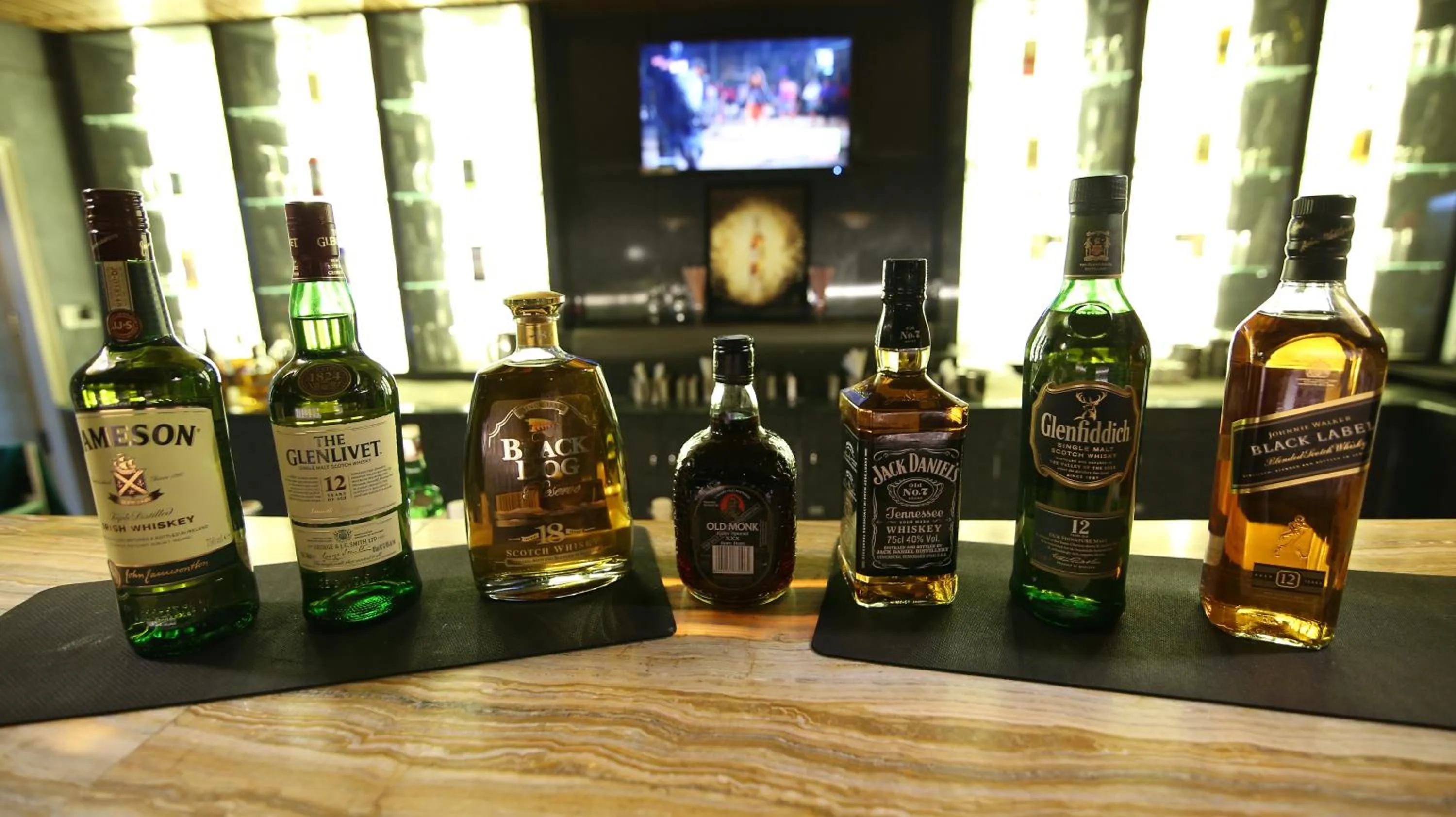 Dining area in Hotel City Heart Premium