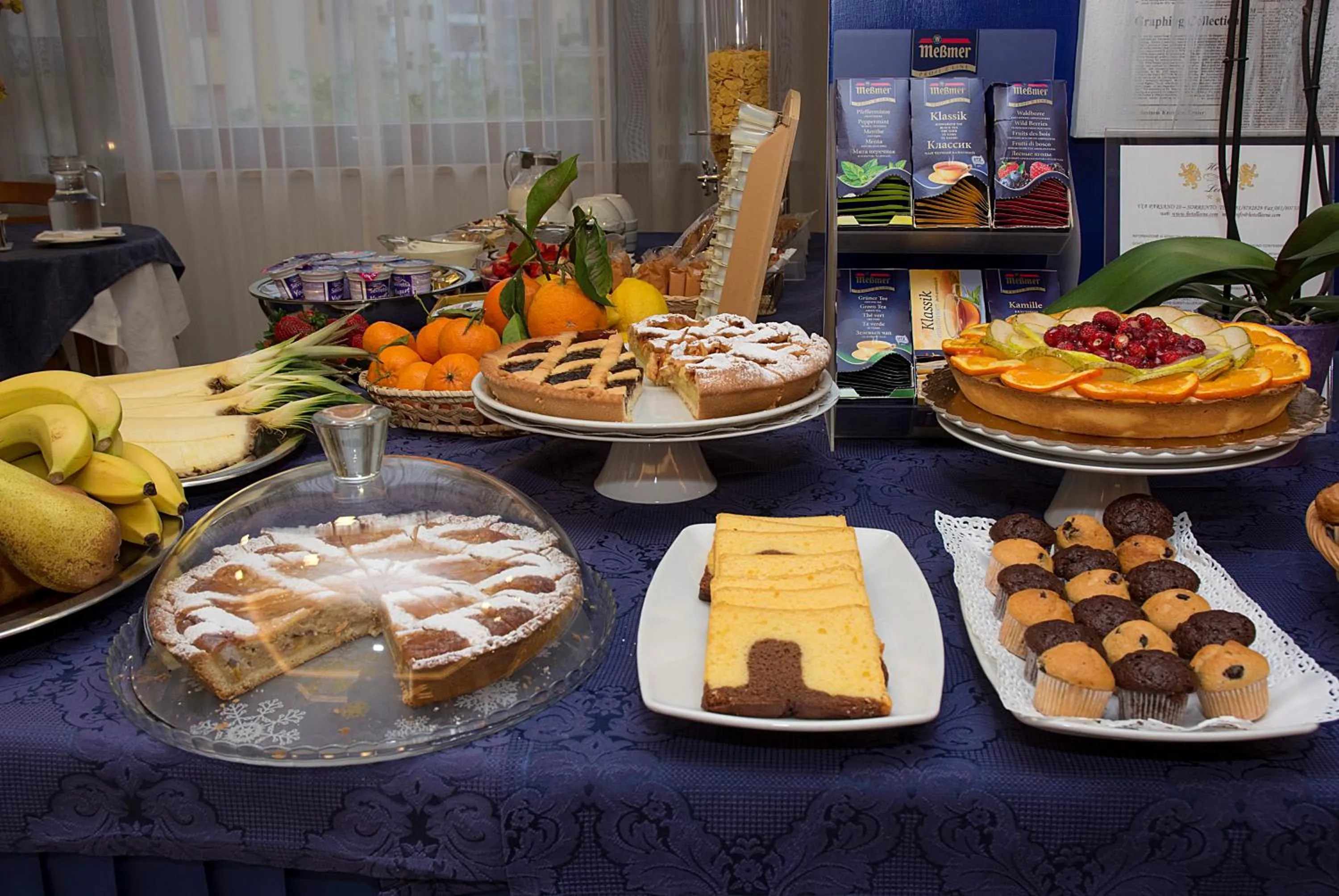 Buffet breakfast in Hotel Leone