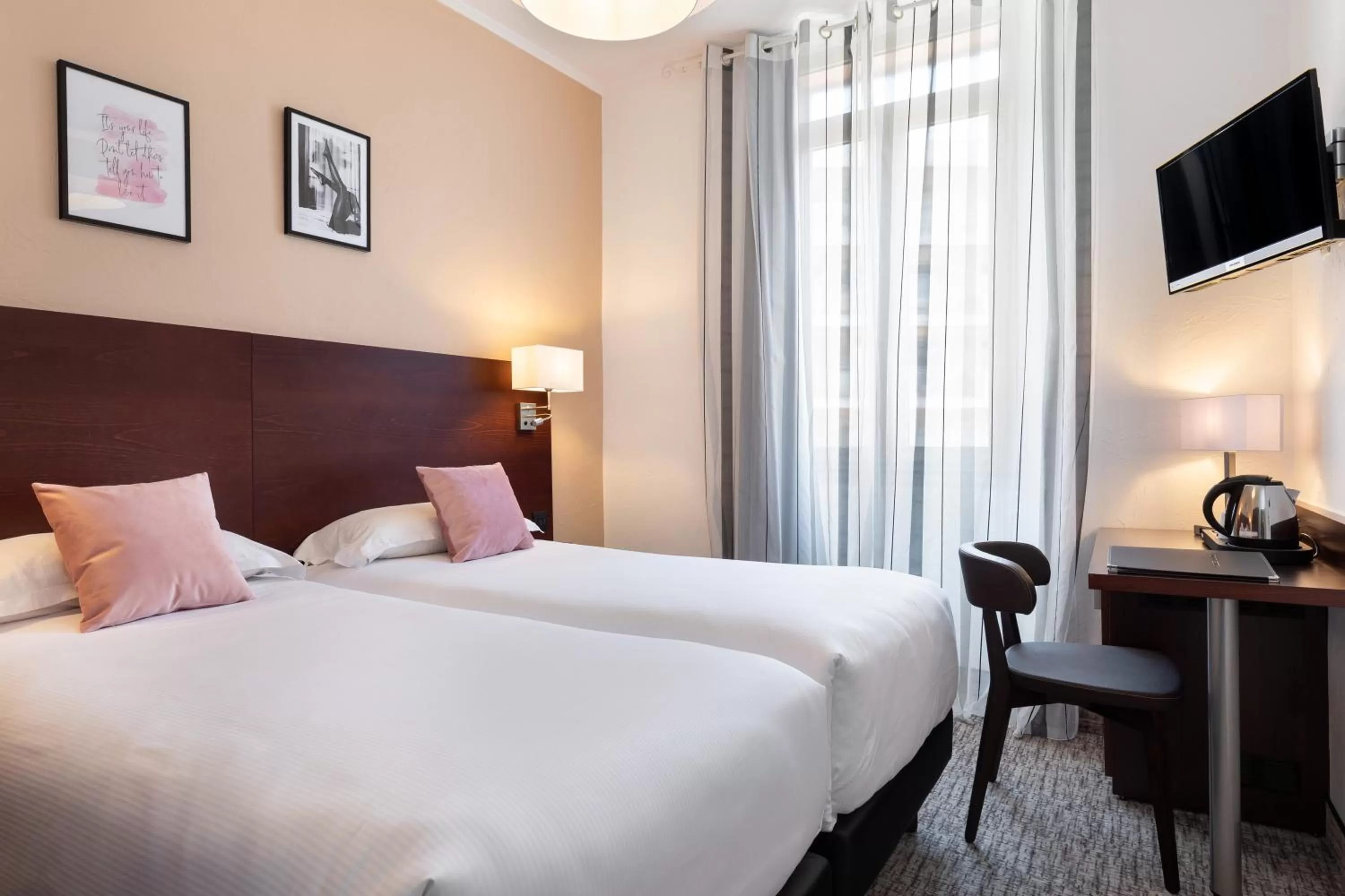 Standard Double Room in Best Western Hôtel des Orangers Cannes