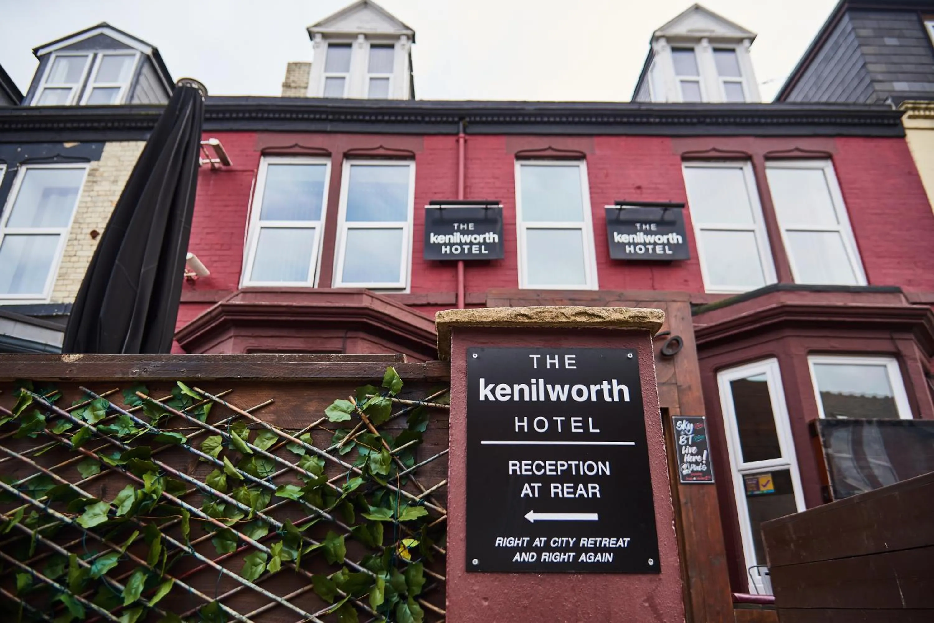 Property building in Kenilworth Hotel