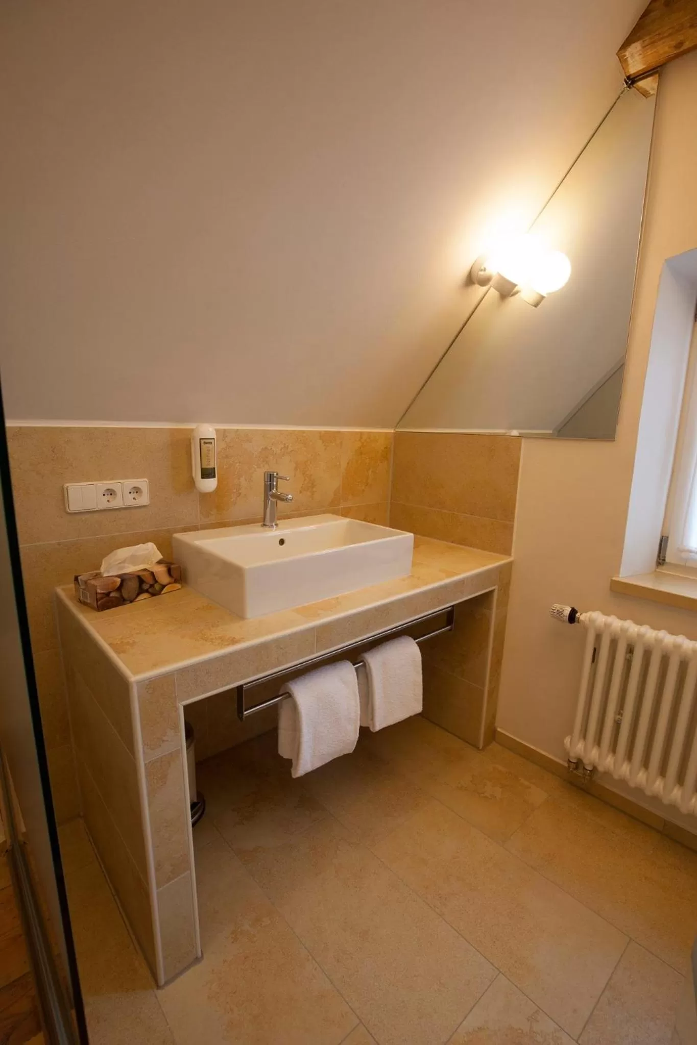 Bathroom in Bed and Breakfast unter den Linden