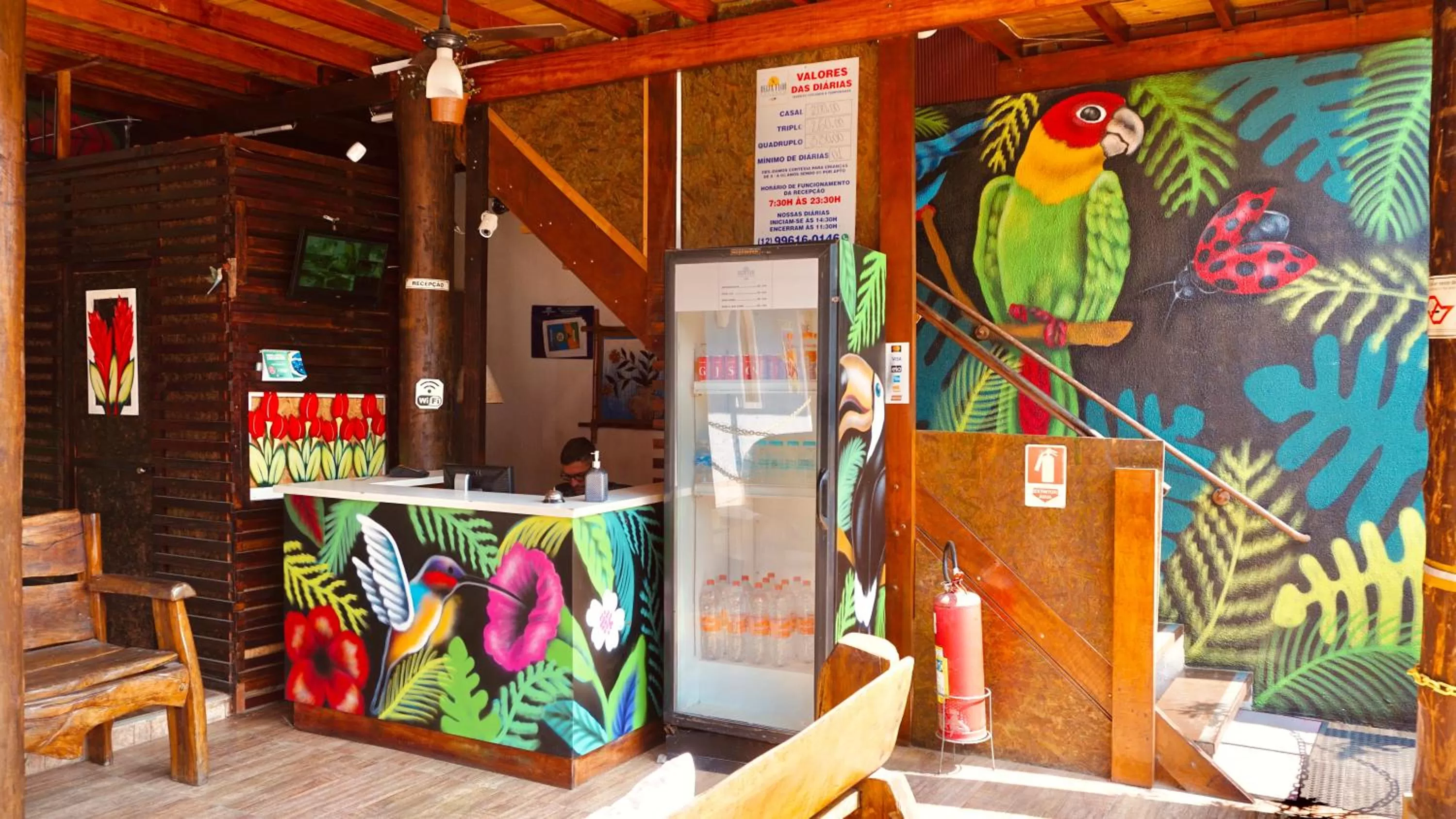 Lobby or reception in Beija Flor Pousada