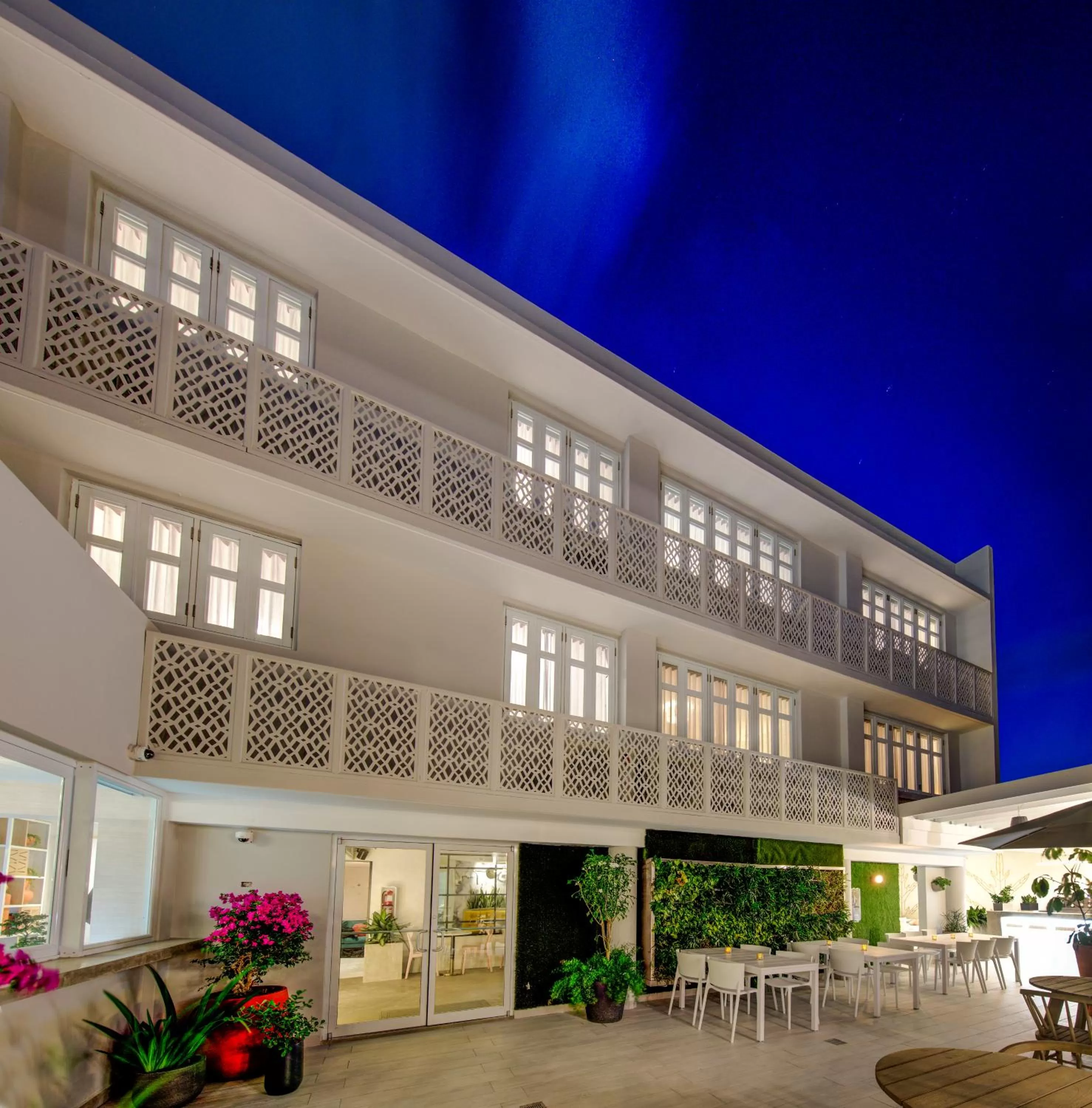 Property building in Trópica Beach Hotel