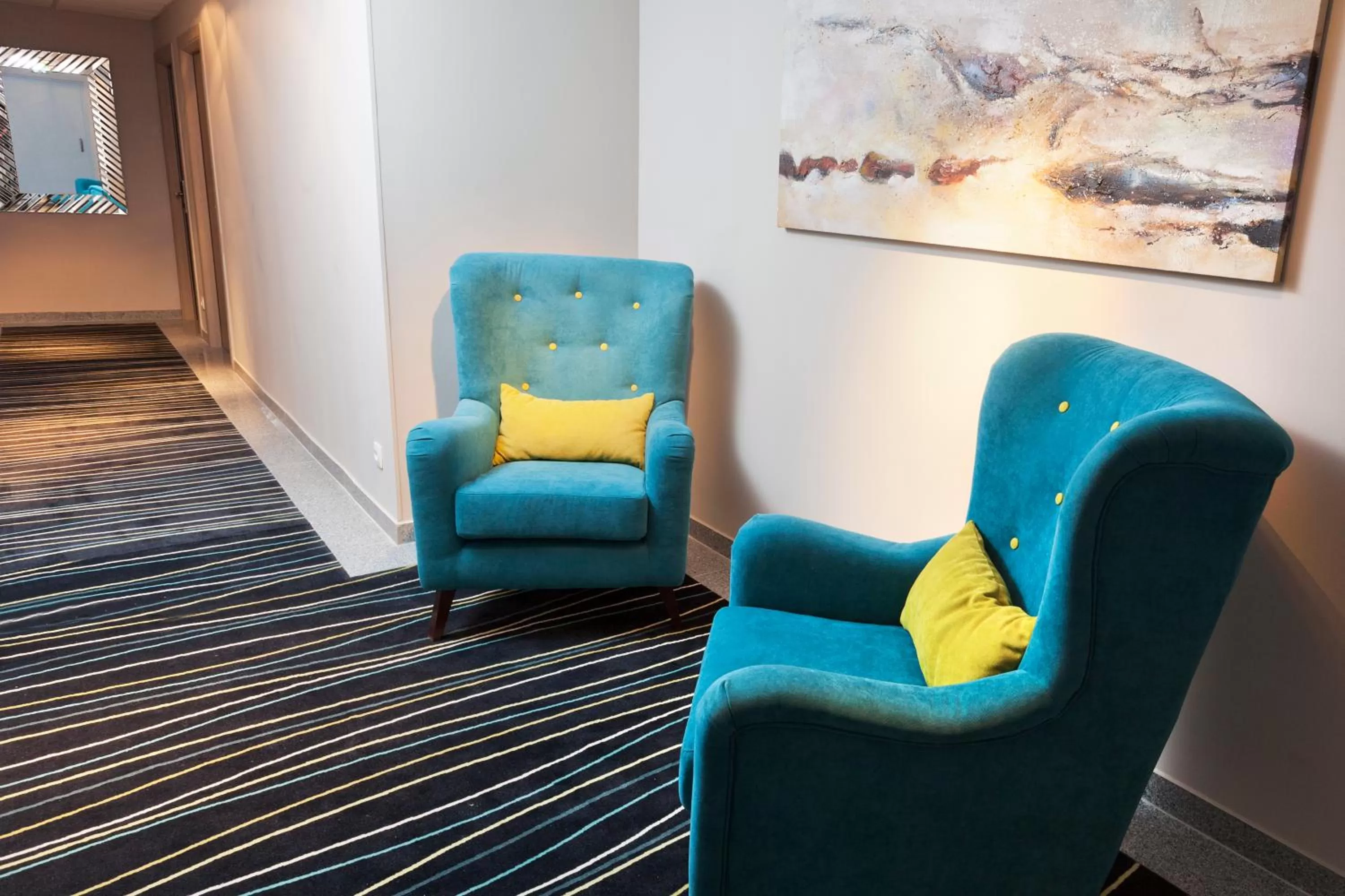 Seating area in The Originals City, Marne-la-Vallée Est, Meaux ,GLASSY HOTEL