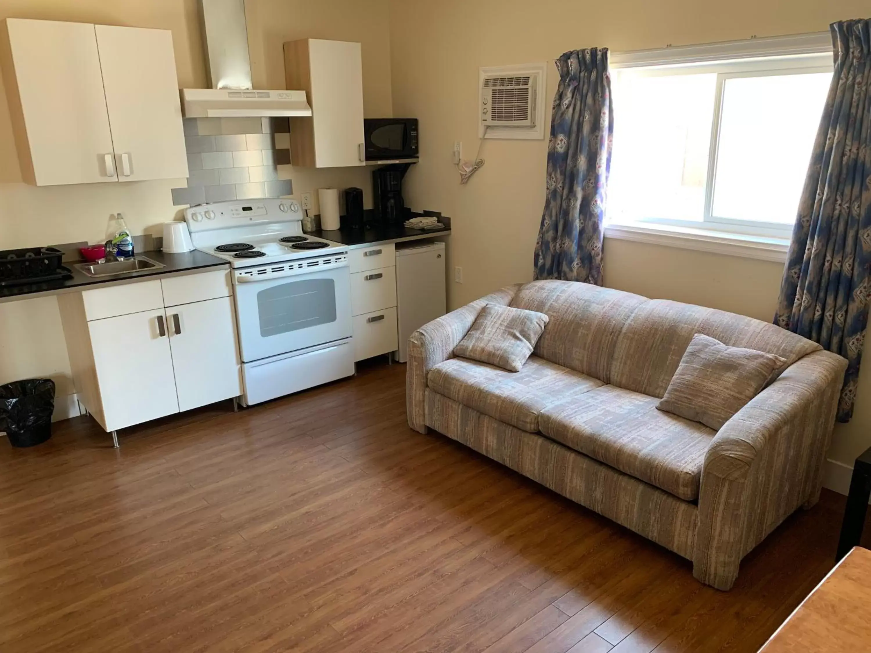 Deluxe Family Suite in Gateway Motel Deluxe Family Suite in Gateway Motel