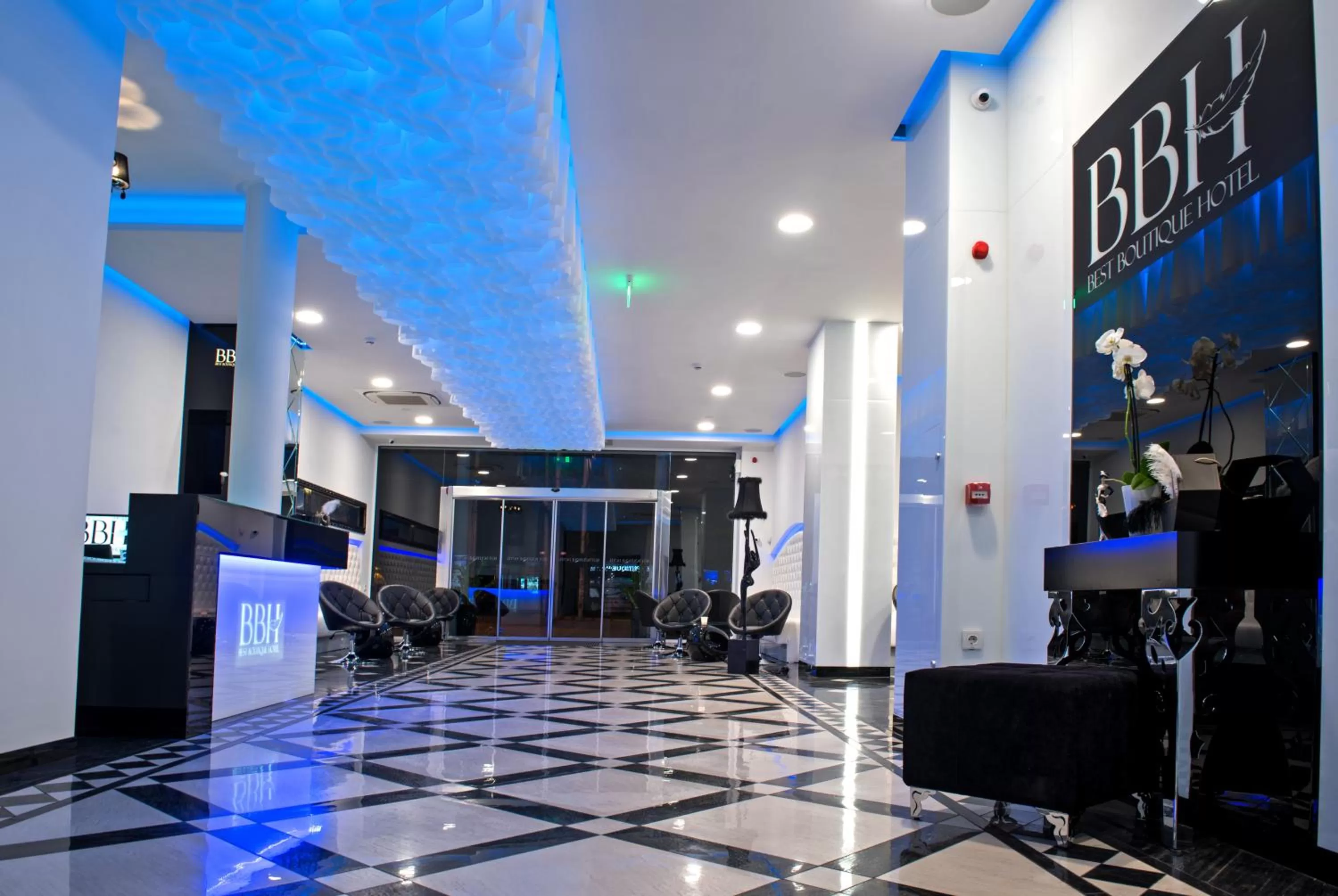 Lobby or reception in Best Boutique Hotel