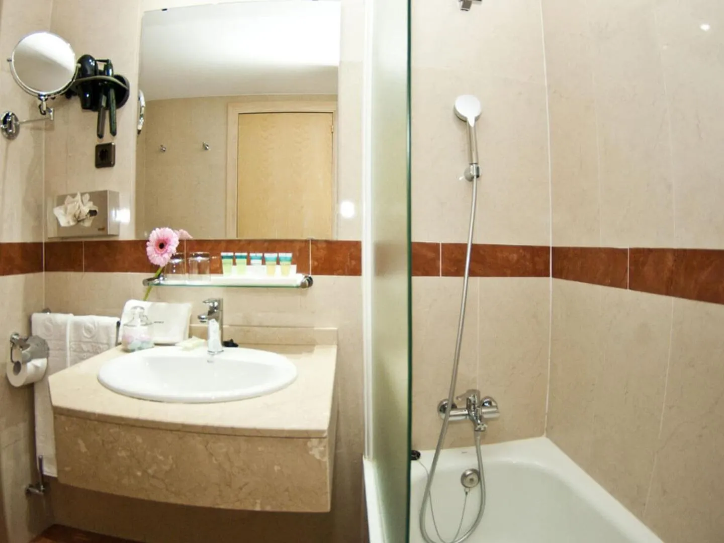 Bathroom in Luze Castellana