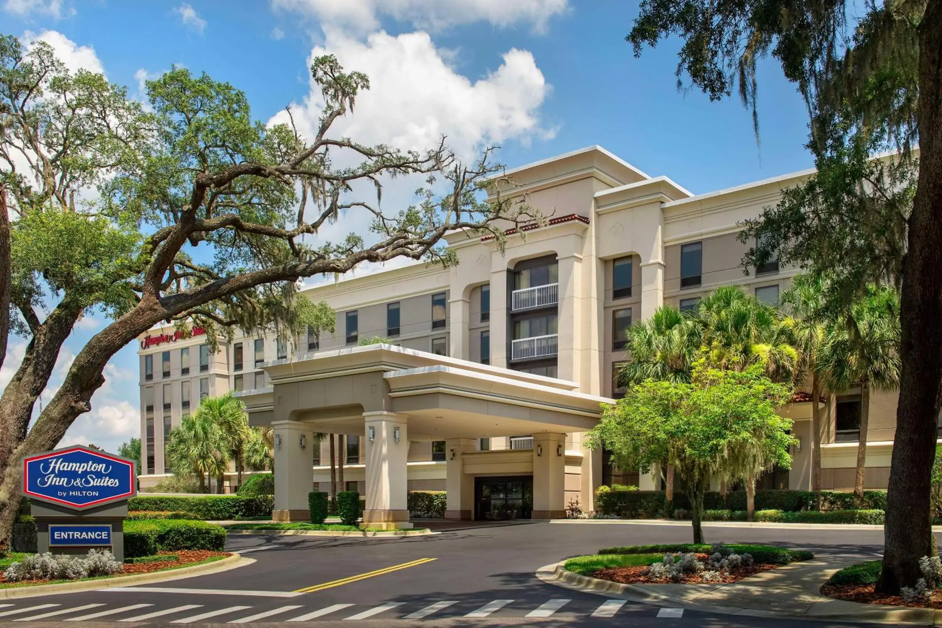 Hampton Inn & Suites at Lake Mary Colonial Townpark Hampton Inn & Suites at Lake Mary Colonial Townpark
