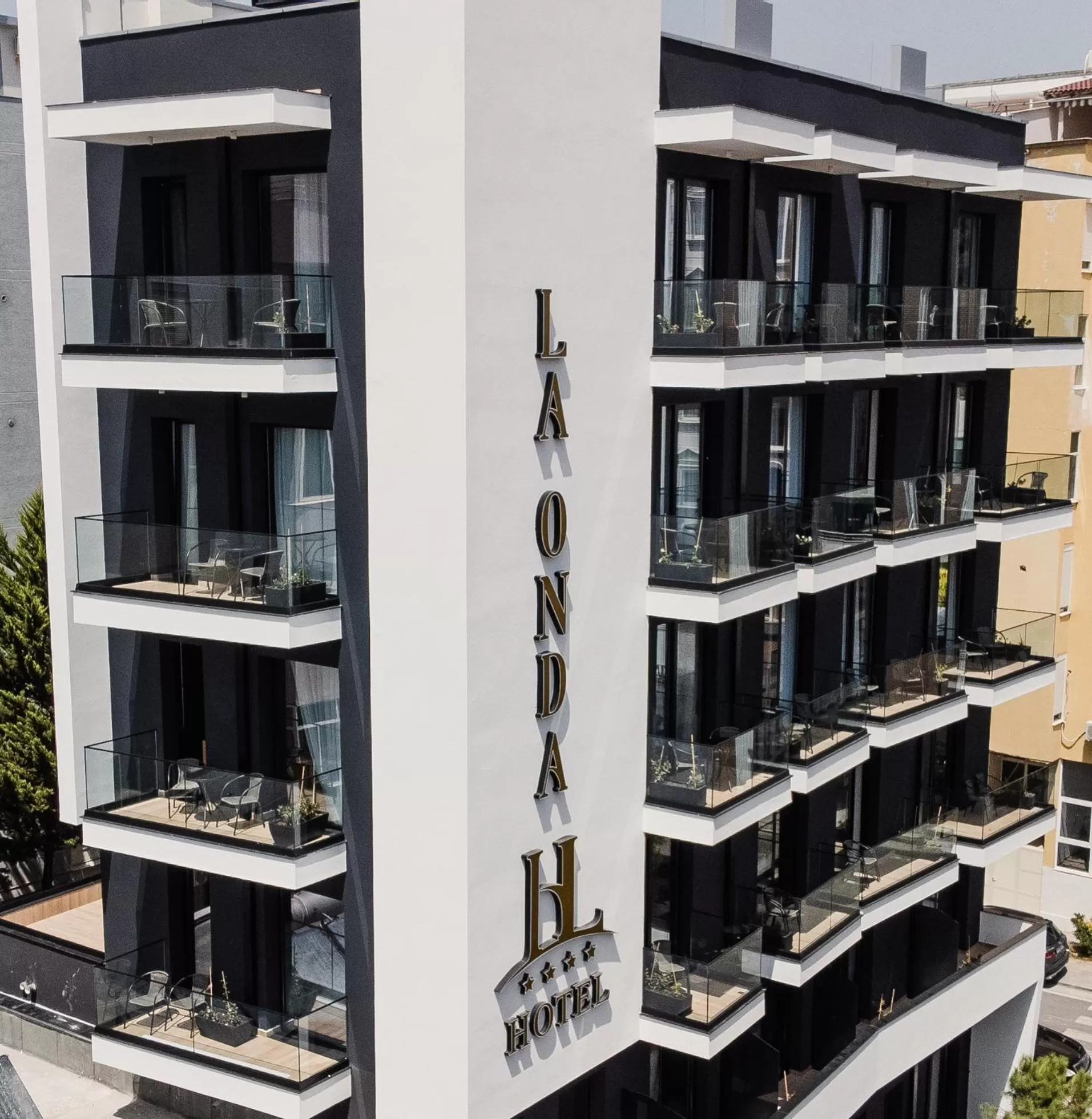 La Onda Hotel Durres