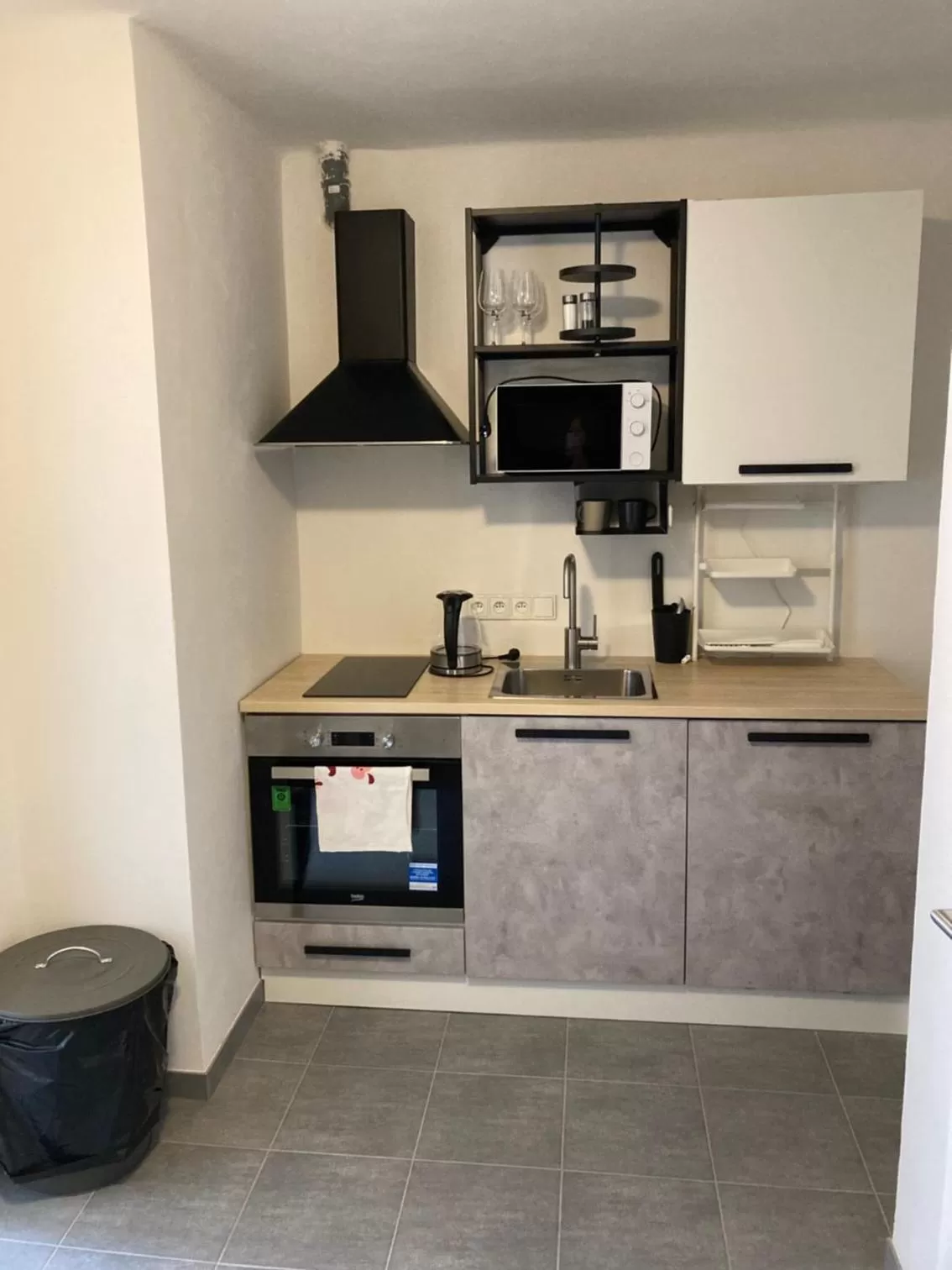 Coffee/tea facilities in Žižkov tower suites